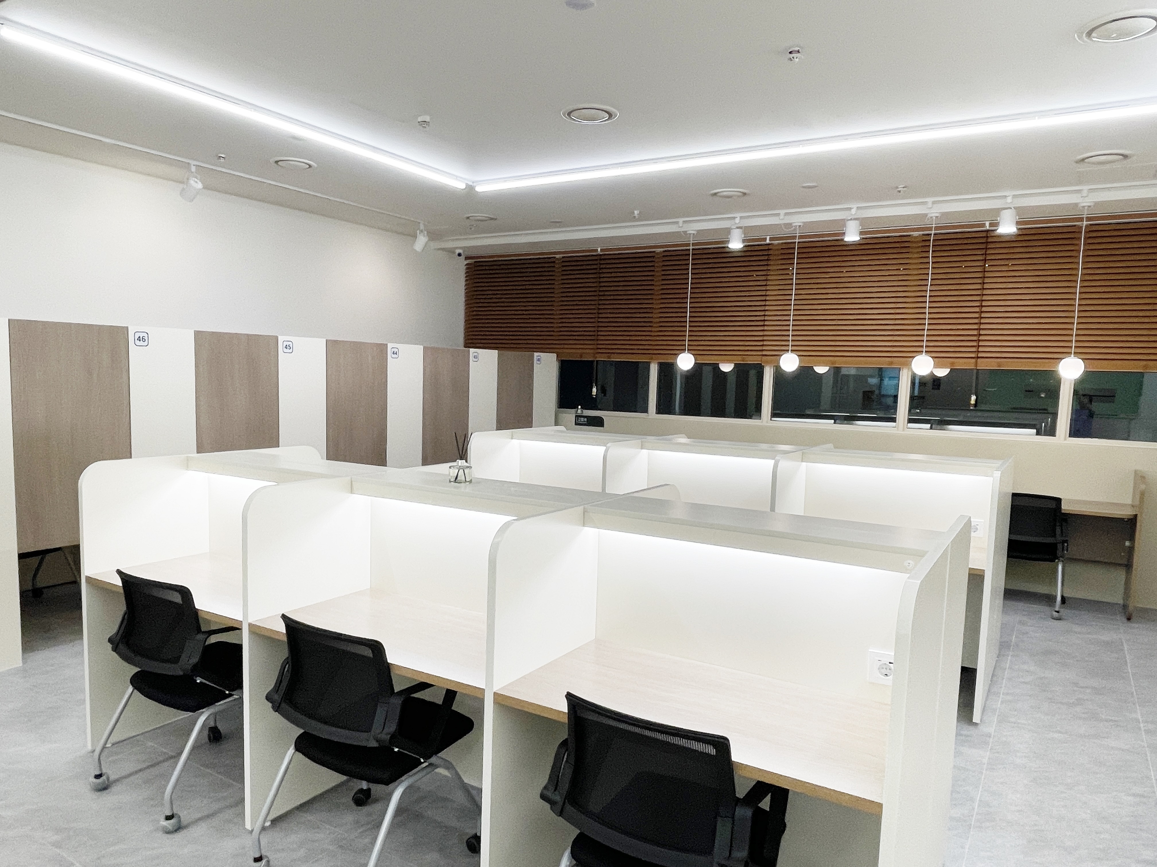 앤딩스터디카페 거여역점