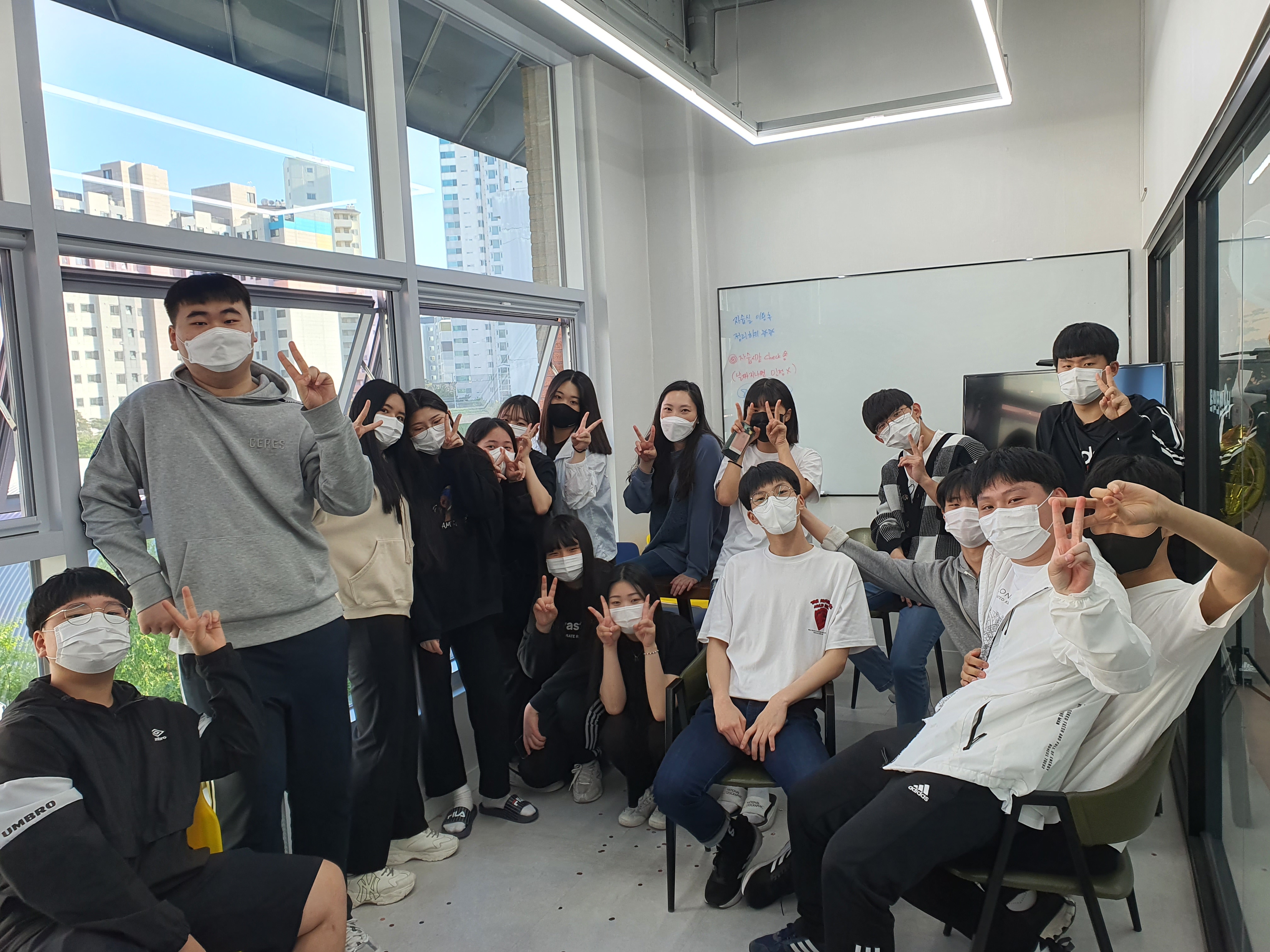 현진학원