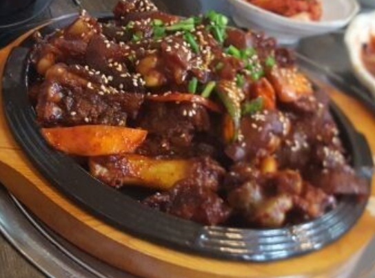 다성왕족발보쌈