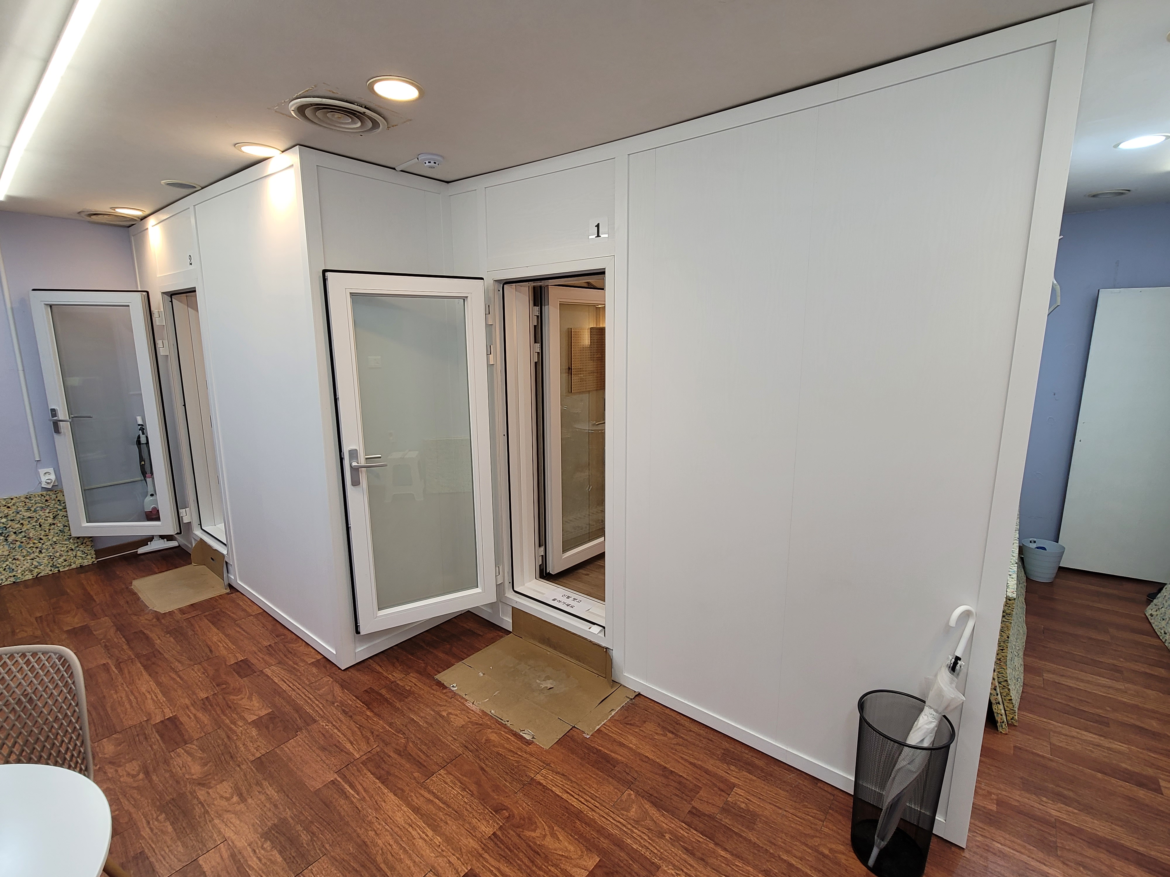 2번째 스튜디오 사진