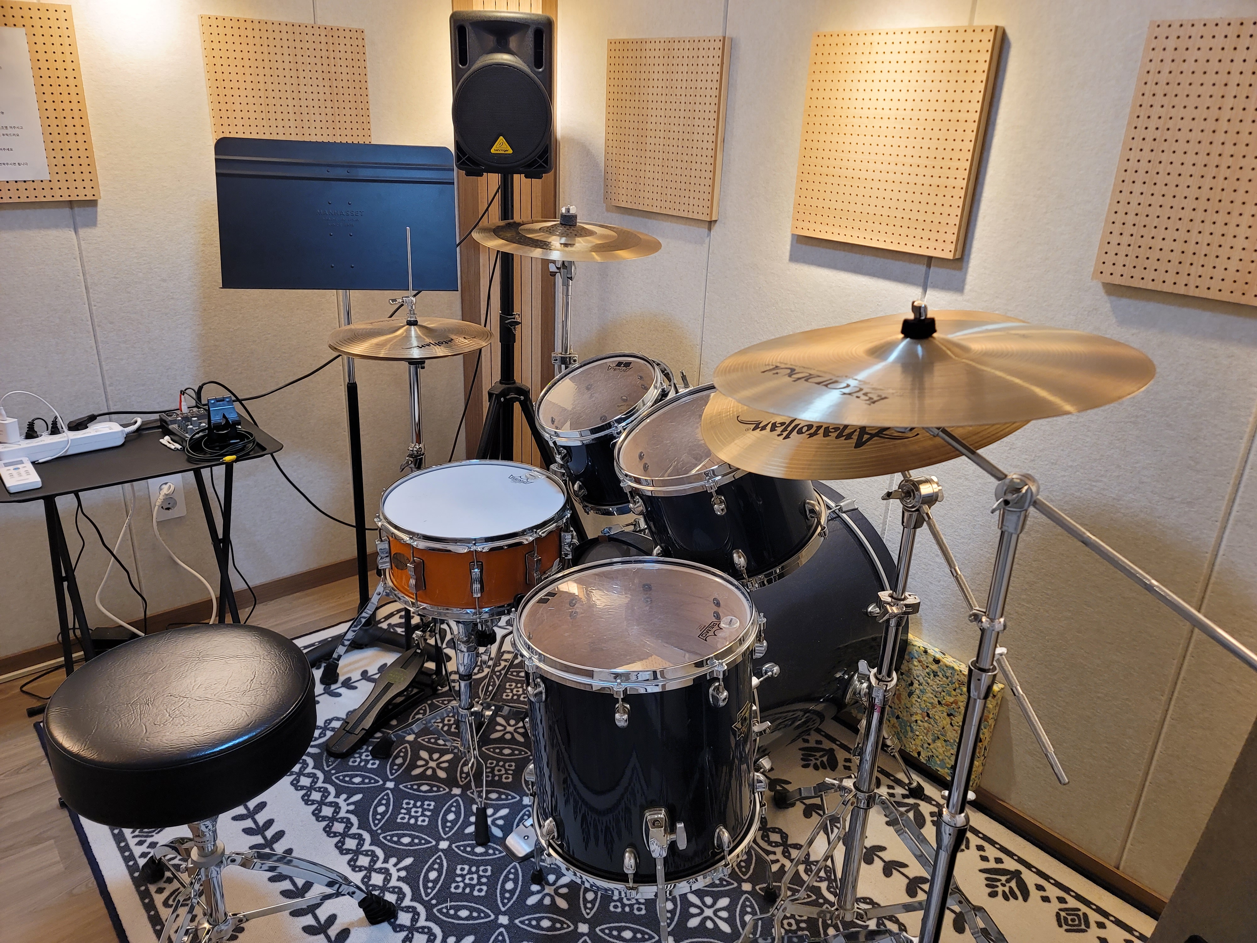 1번째 스튜디오 사진