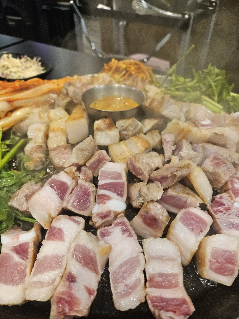 할매솥뚜껑삼겹살 만수점