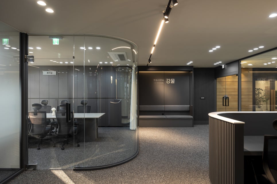 법률사무소 강물 대표 이미지