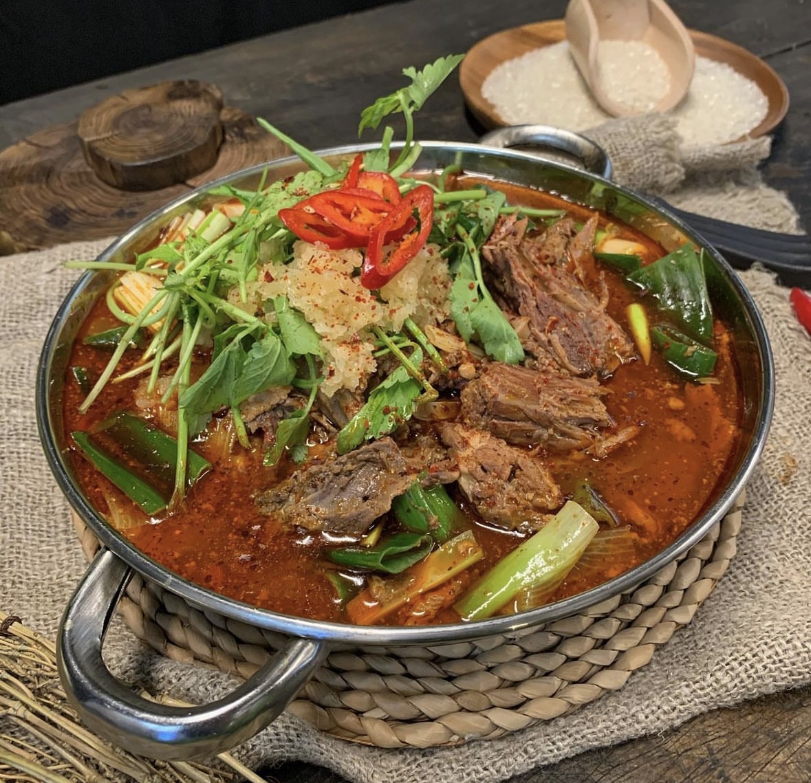 수제비오리뼈탕
