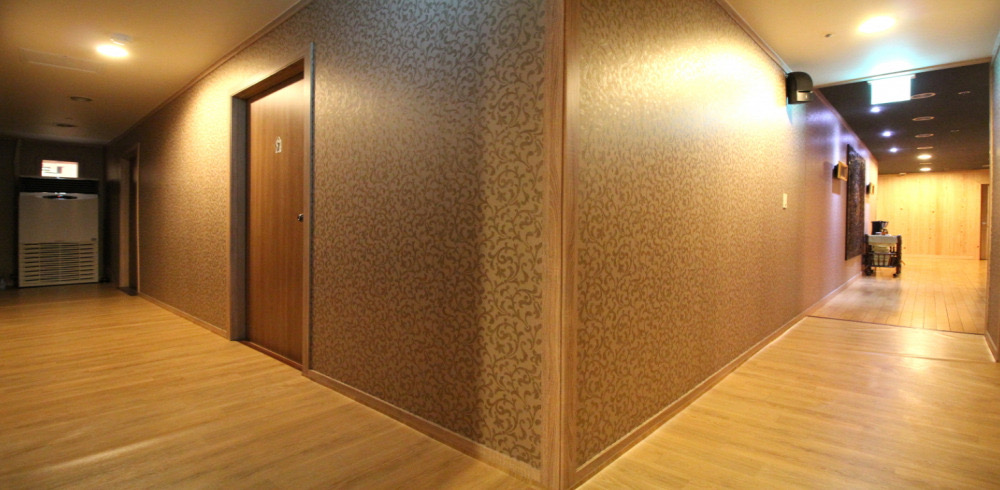 더퀸 (홍대입구역) 매장 사진 4