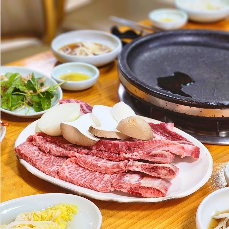 대웅한우촌식당