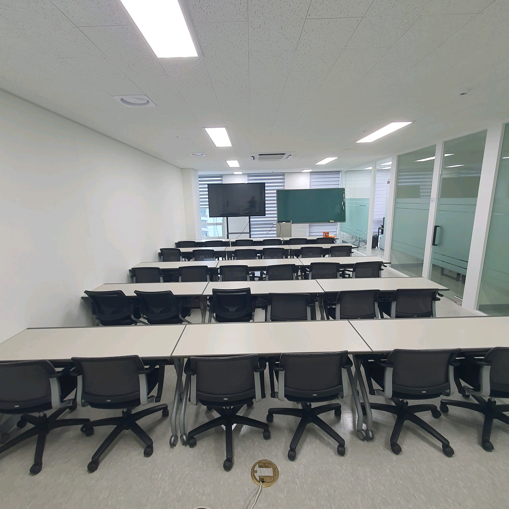 구로 가산 세미나실 회의실 강의실 공간대여 커먼스페이스