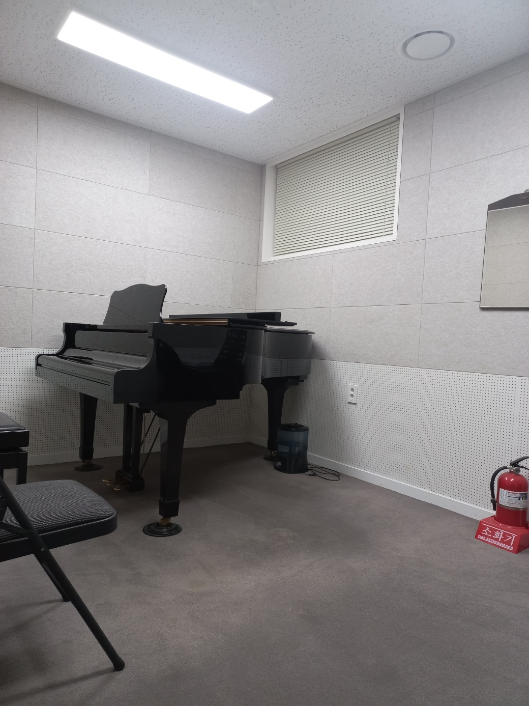 4번째 스튜디오 사진