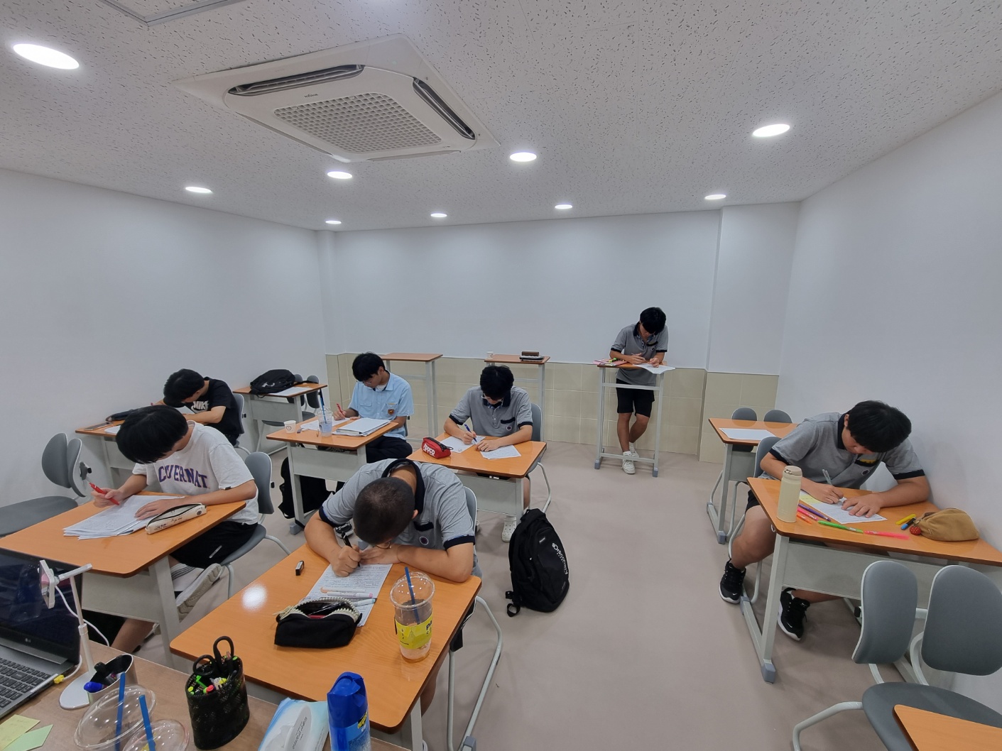 제이킴스 투페이지영어 학원 올림픽 파크 포레온 본점
