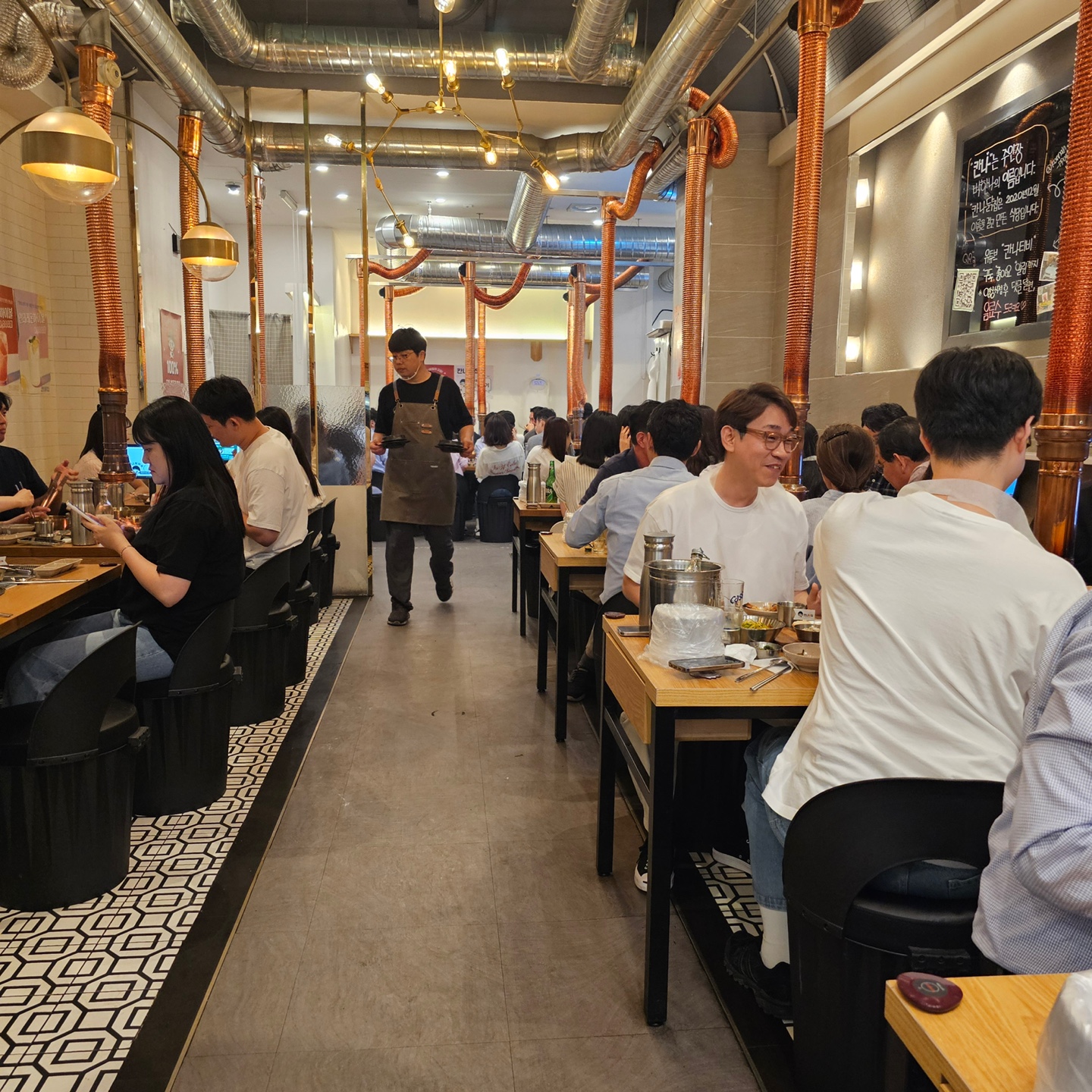강남숯불닭갈비 칸나닭집
