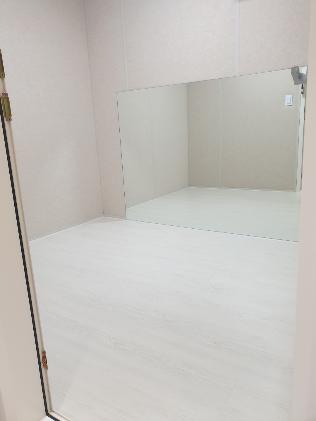 3번째 스튜디오 사진