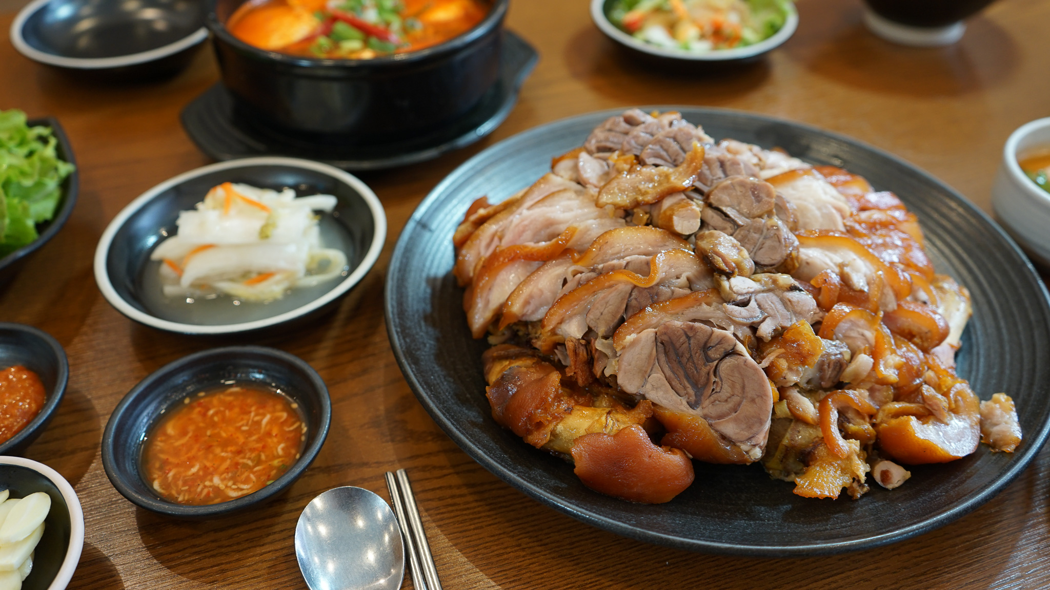 춘희네족발 간석본점