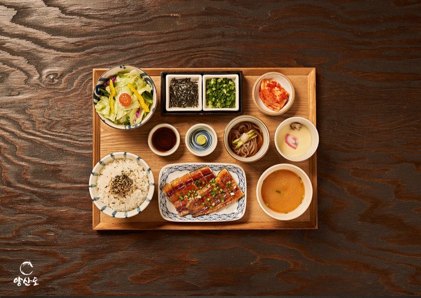 테이쇼쿠 (민물장어정식)