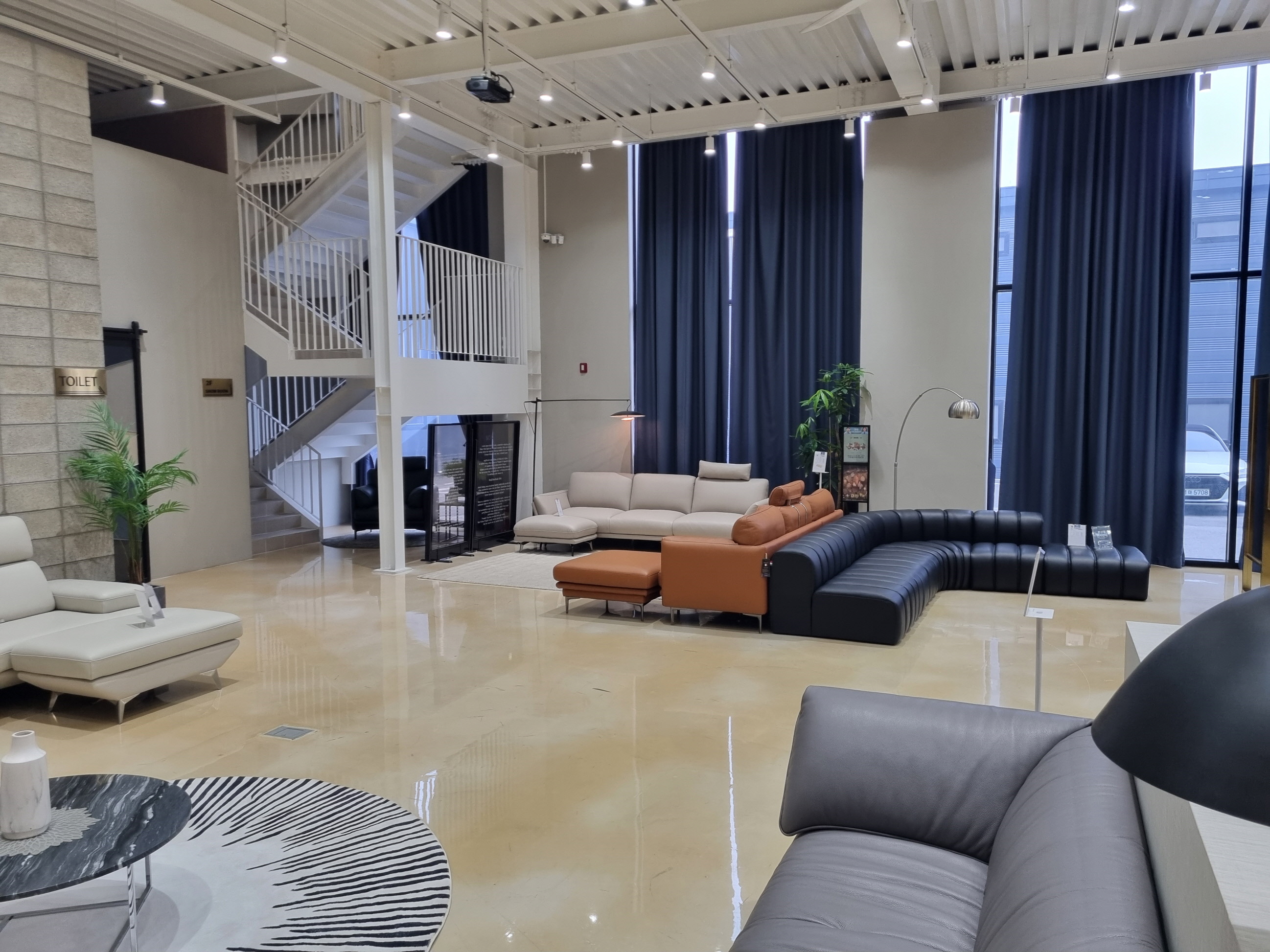 막스앤소파 파주쇼룸 대표 이미지