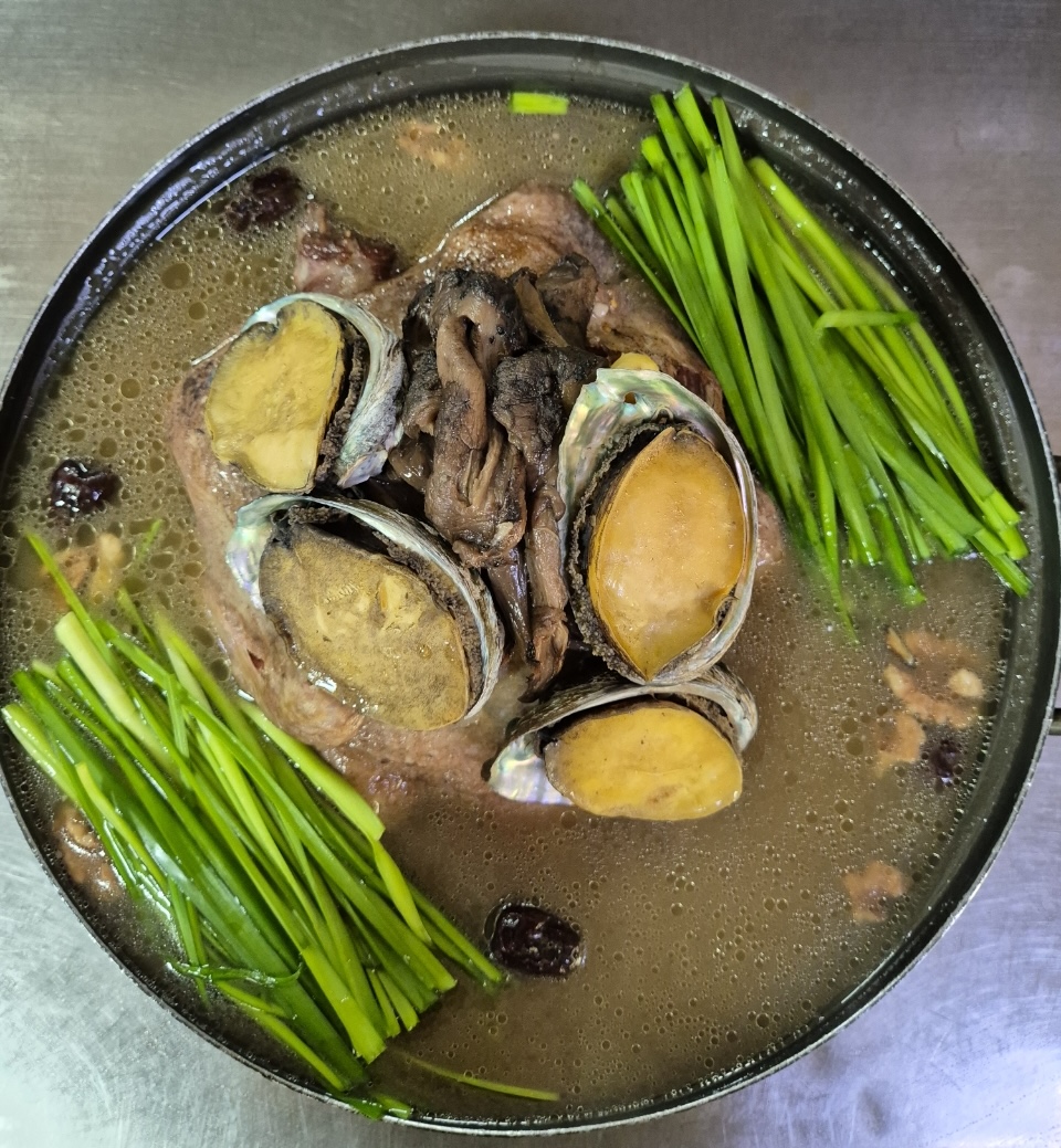 토종오리더덕구이
