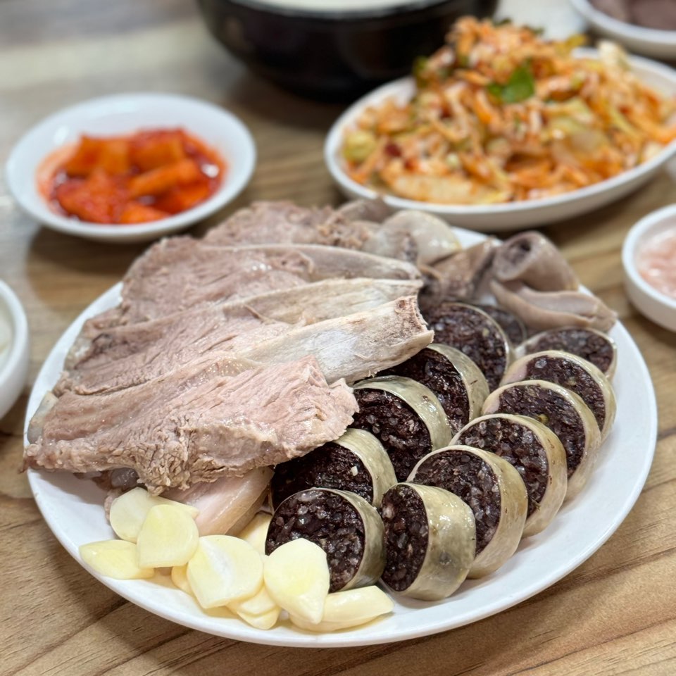 8번식당 본점