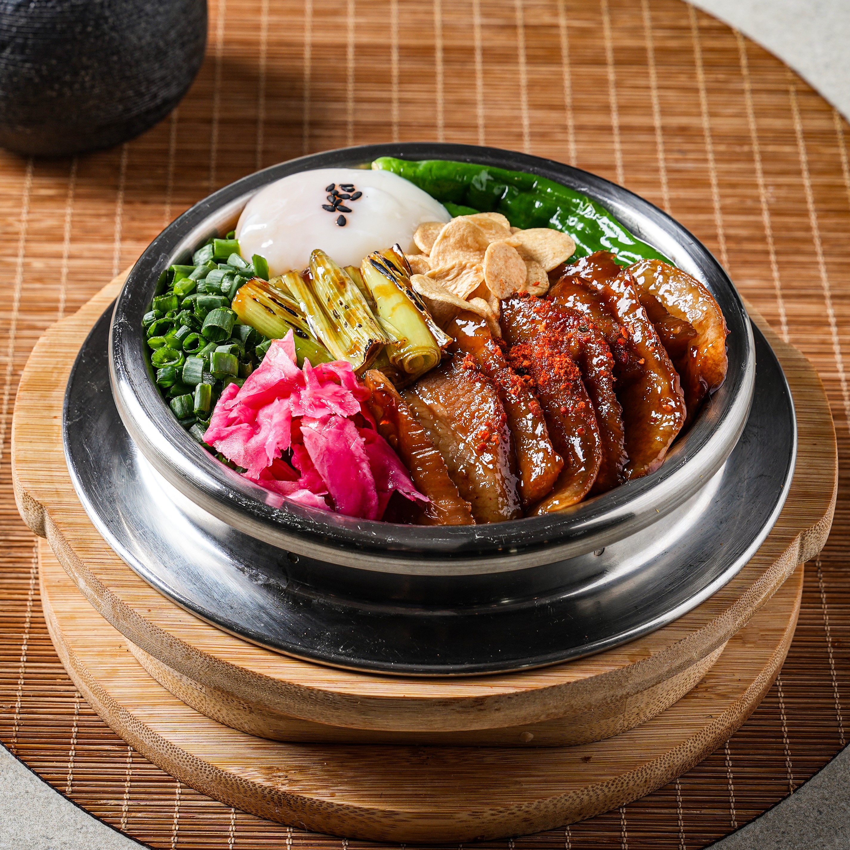 부타항정 솥밥