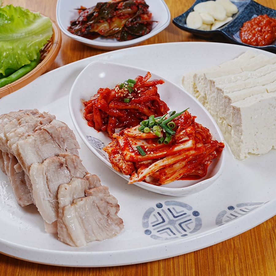 두부와 보쌈 중