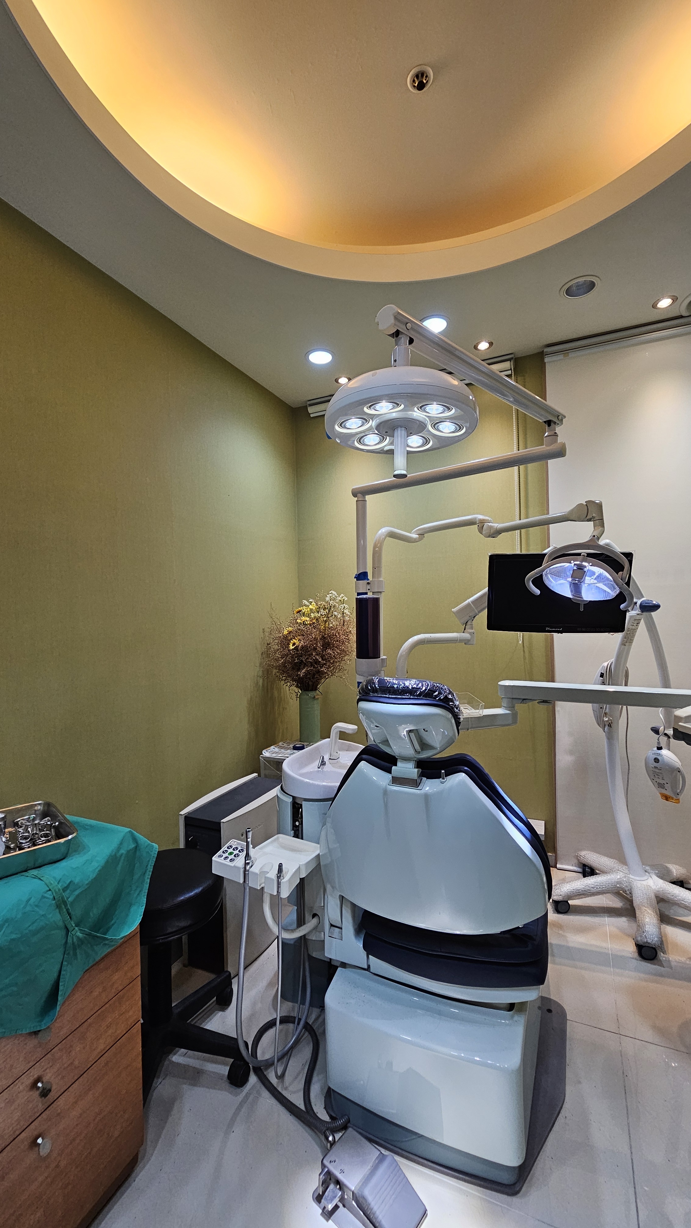 연세화이트치과의원 대표 이미지