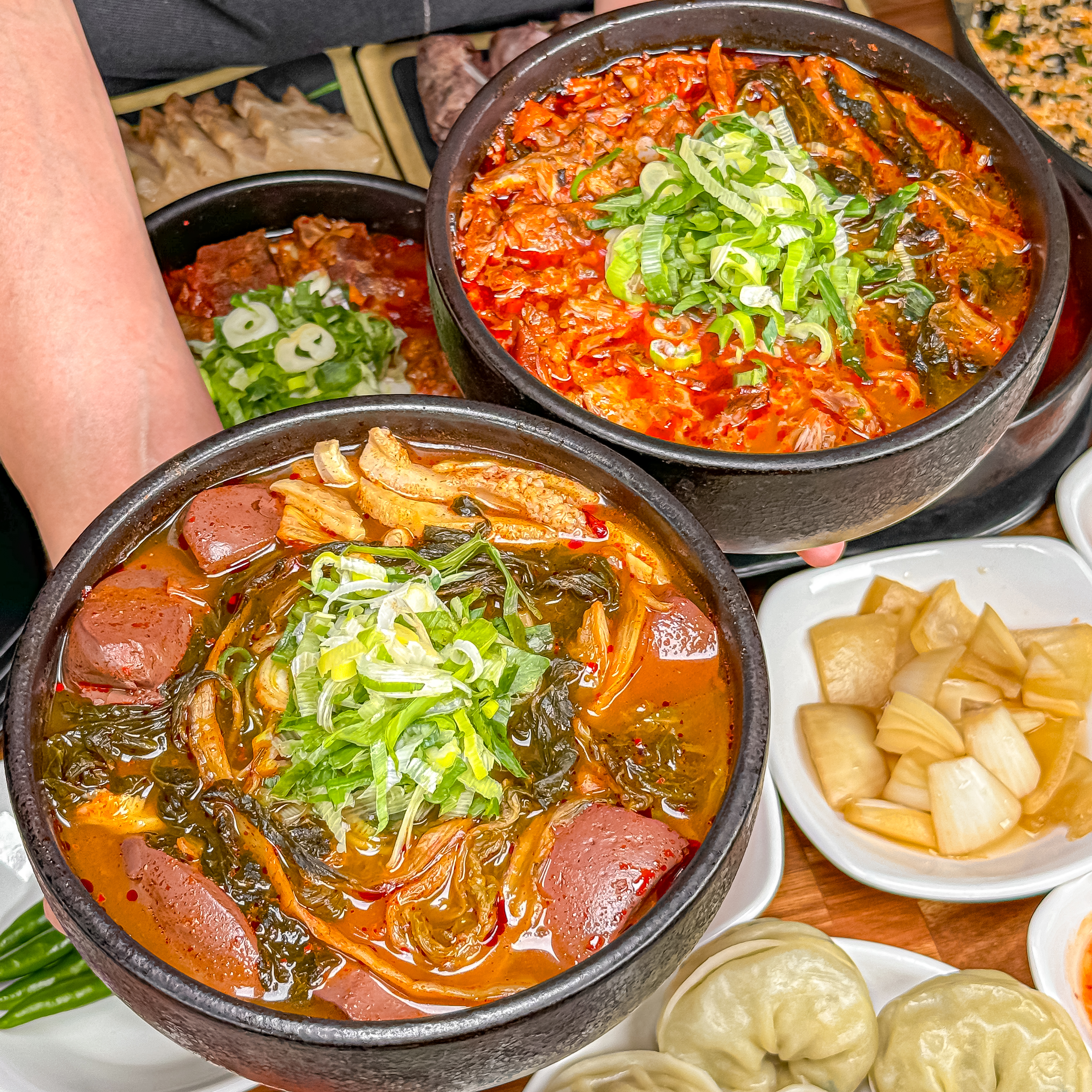 옛날시골집얼큰이뼈해장국 배방탕정점