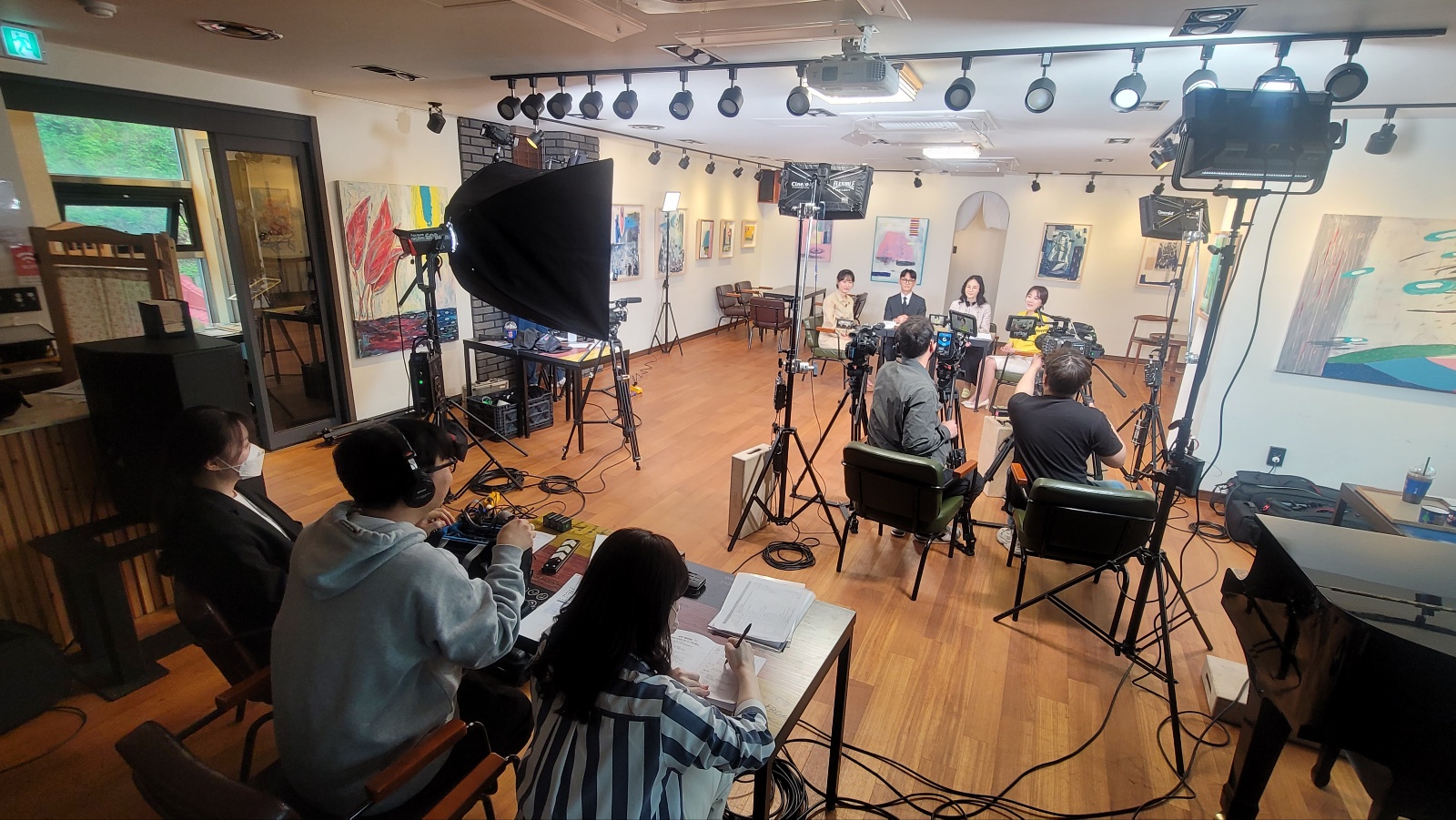 모담 스튜디오