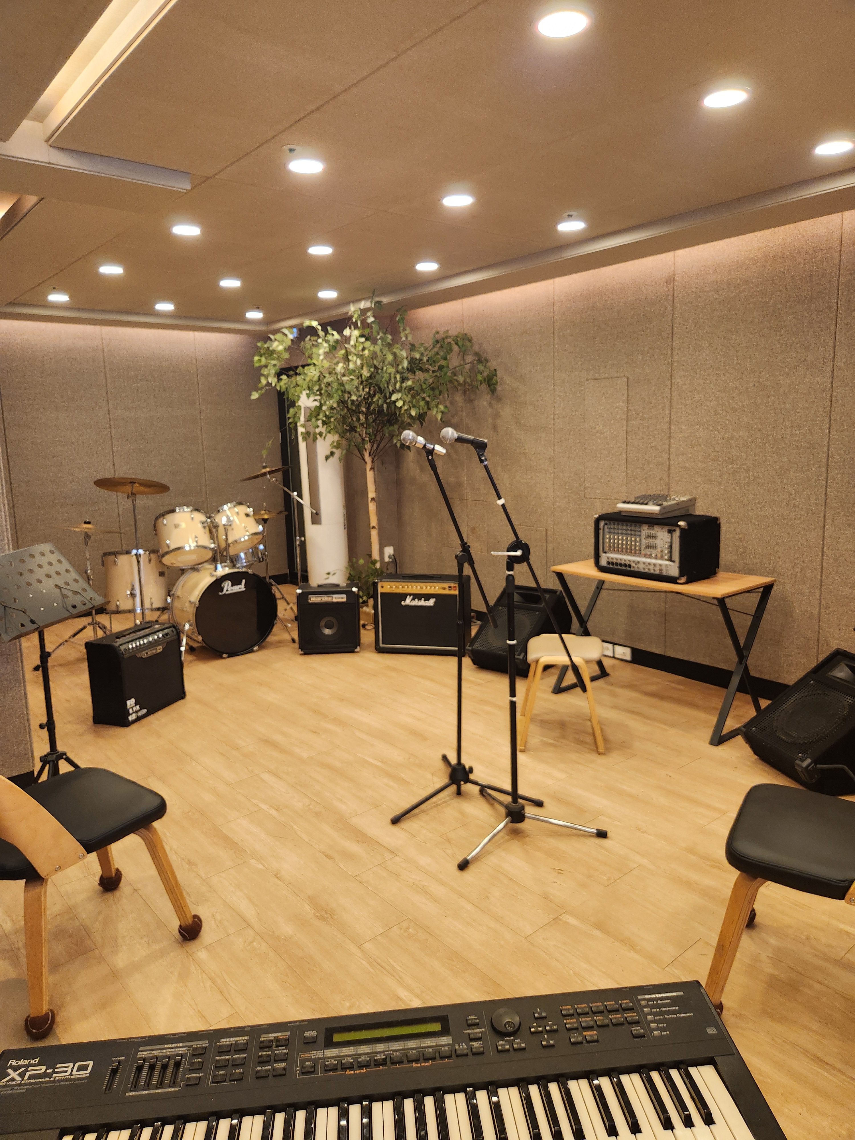 2번째 스튜디오 사진