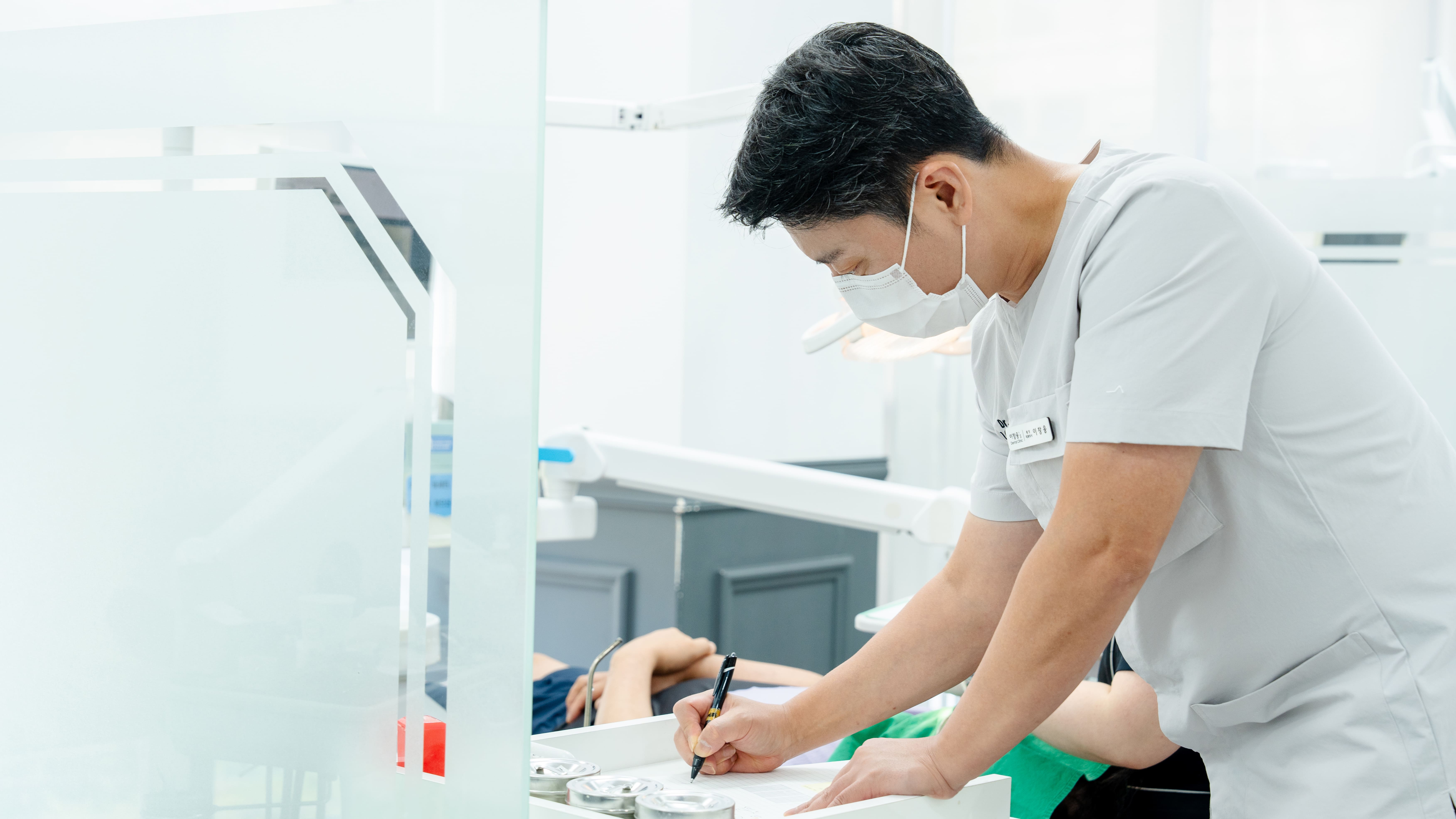 이창웅치과의원 대표 이미지