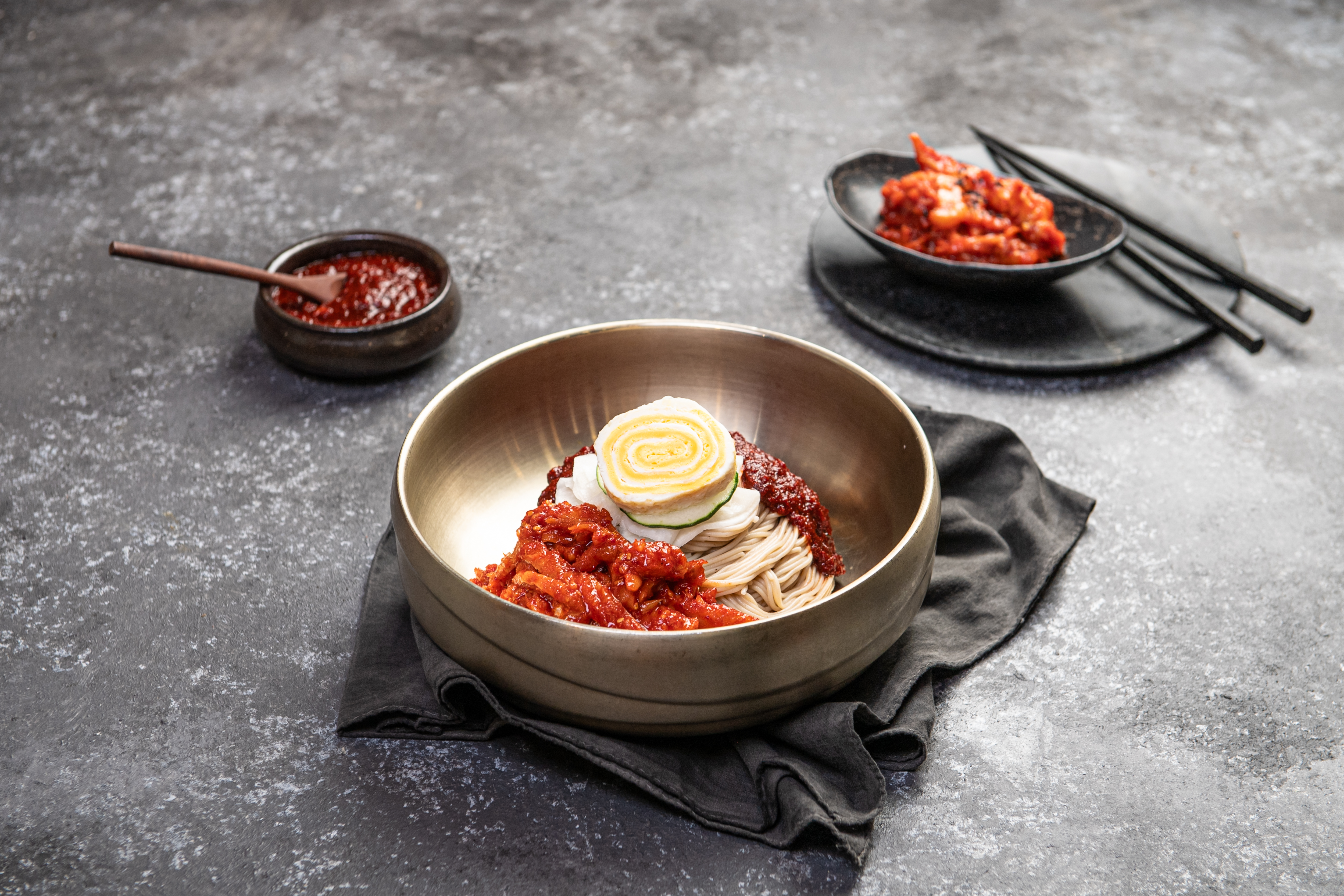 코다리막국수 Spicy buckwheat noodles