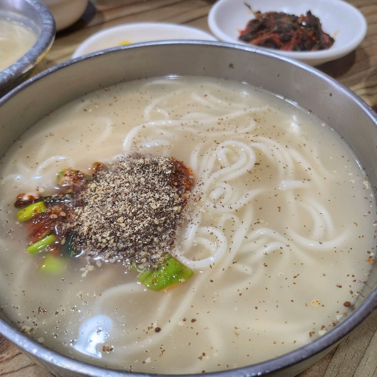 신도칼국수 중촌점
