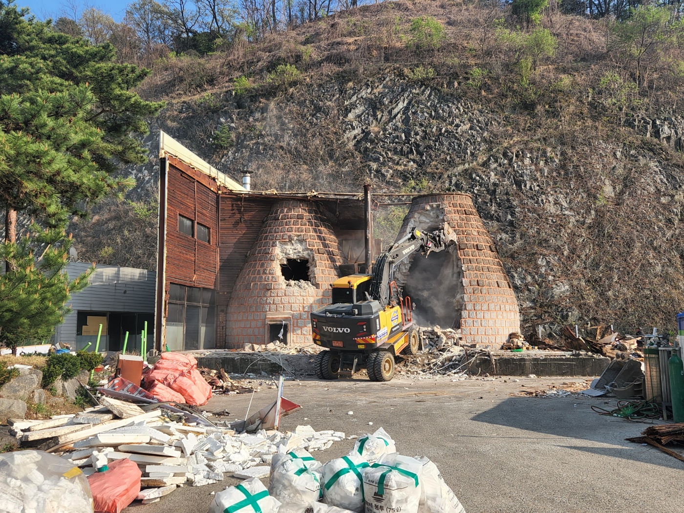 착한인테리어 철거