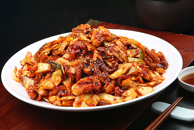 아구아구 대구왕뽈찜