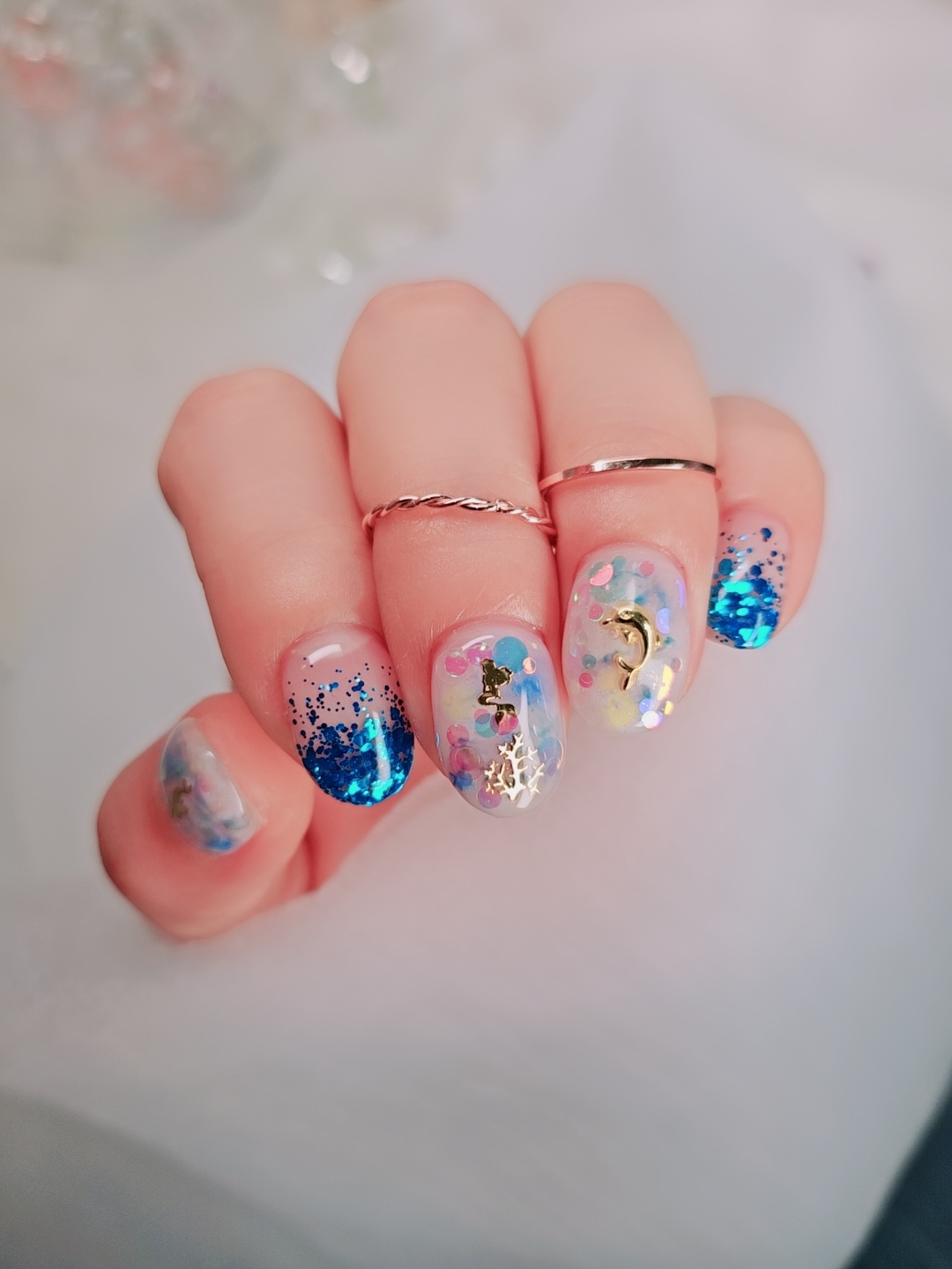 네일에홀리다