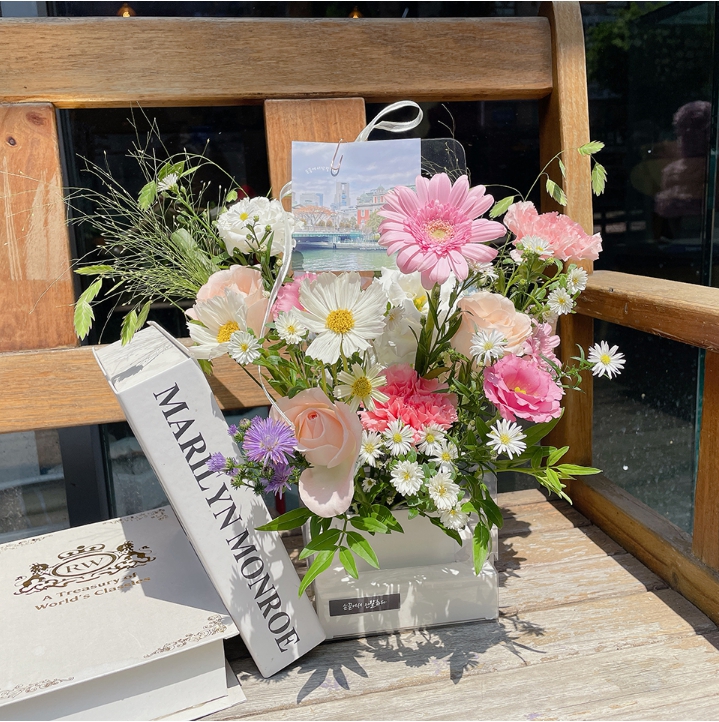 손끝에서 만발하다 동탄점