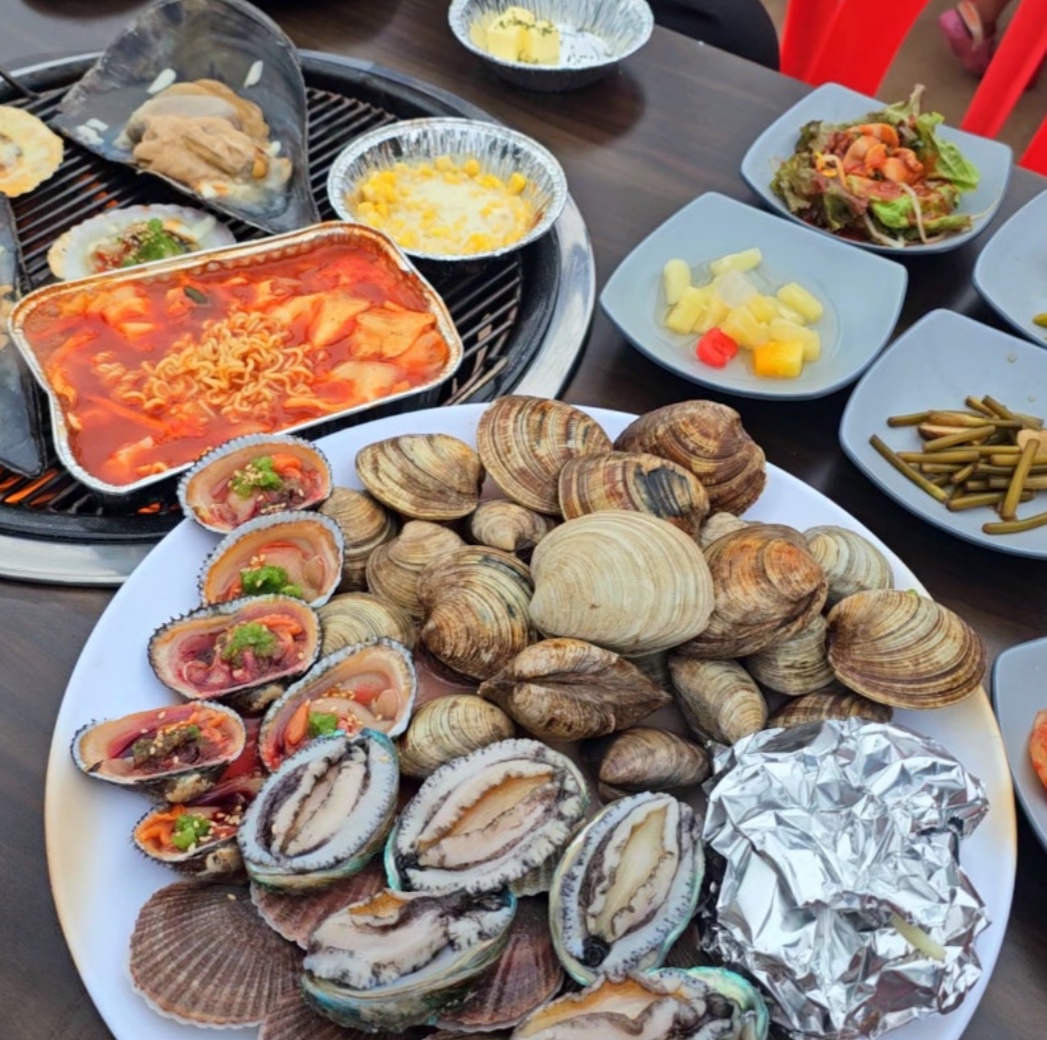 바위섬 조개구이