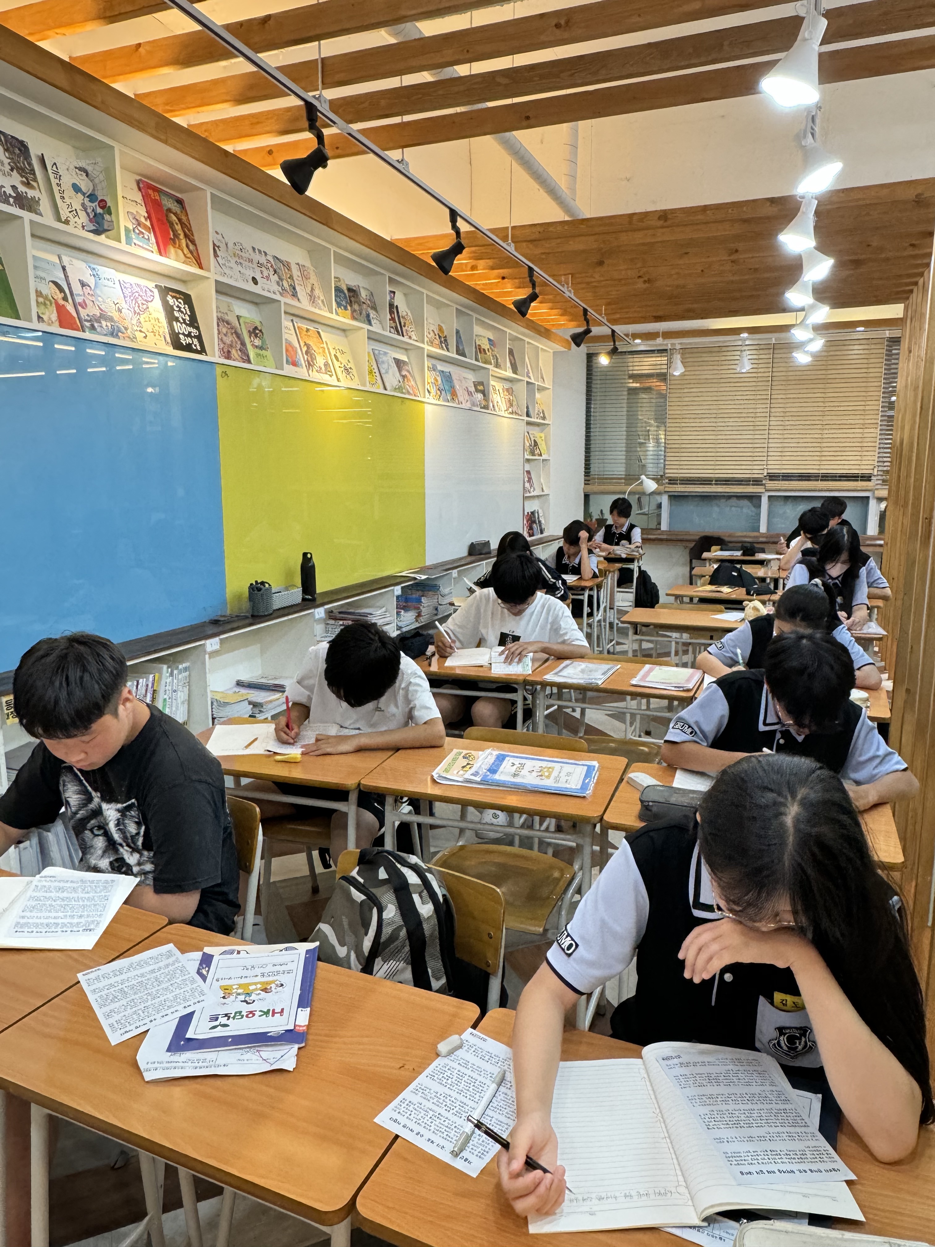 HK플러스국어수학학원