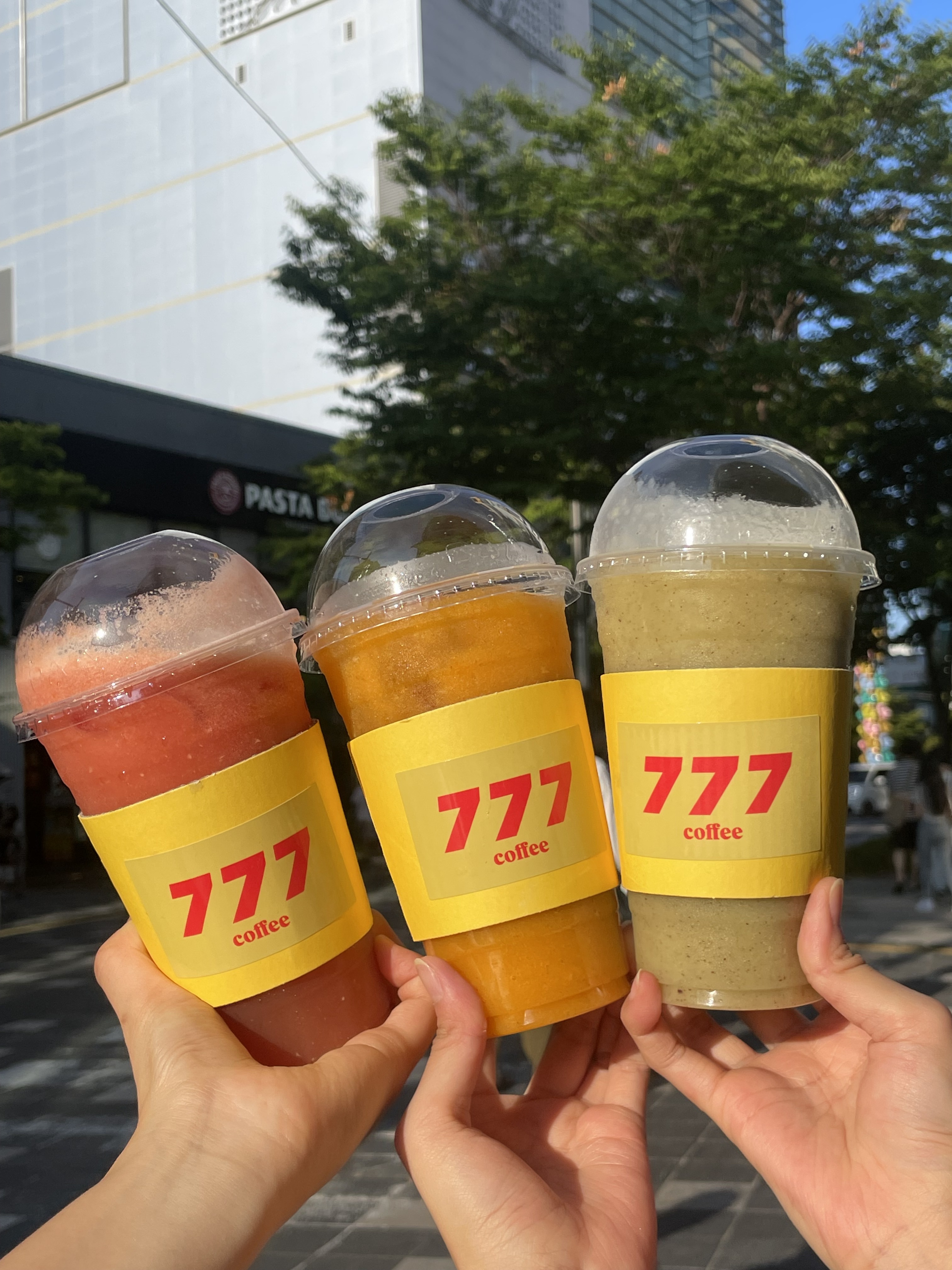 777 커피