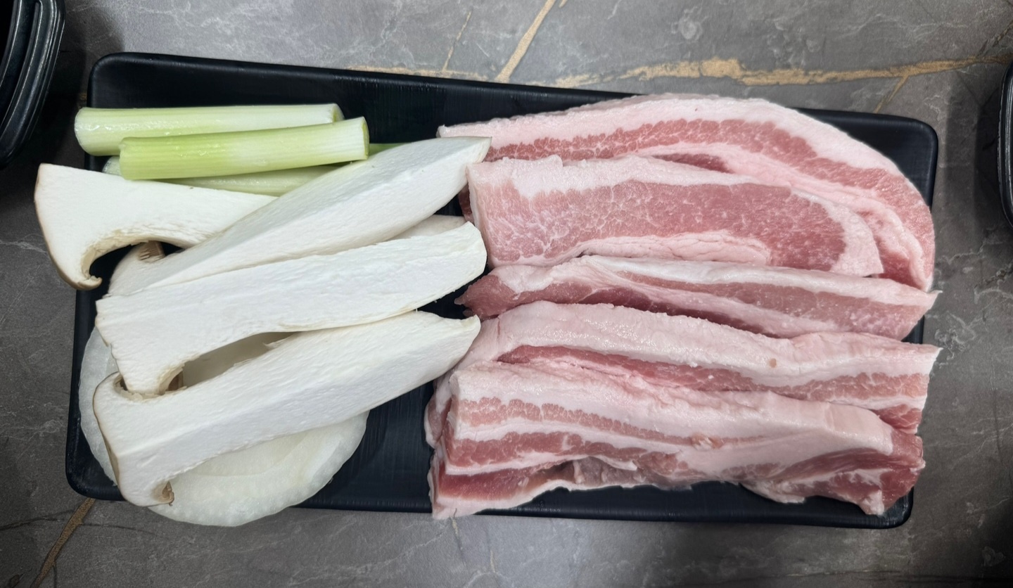 껄떡돼지