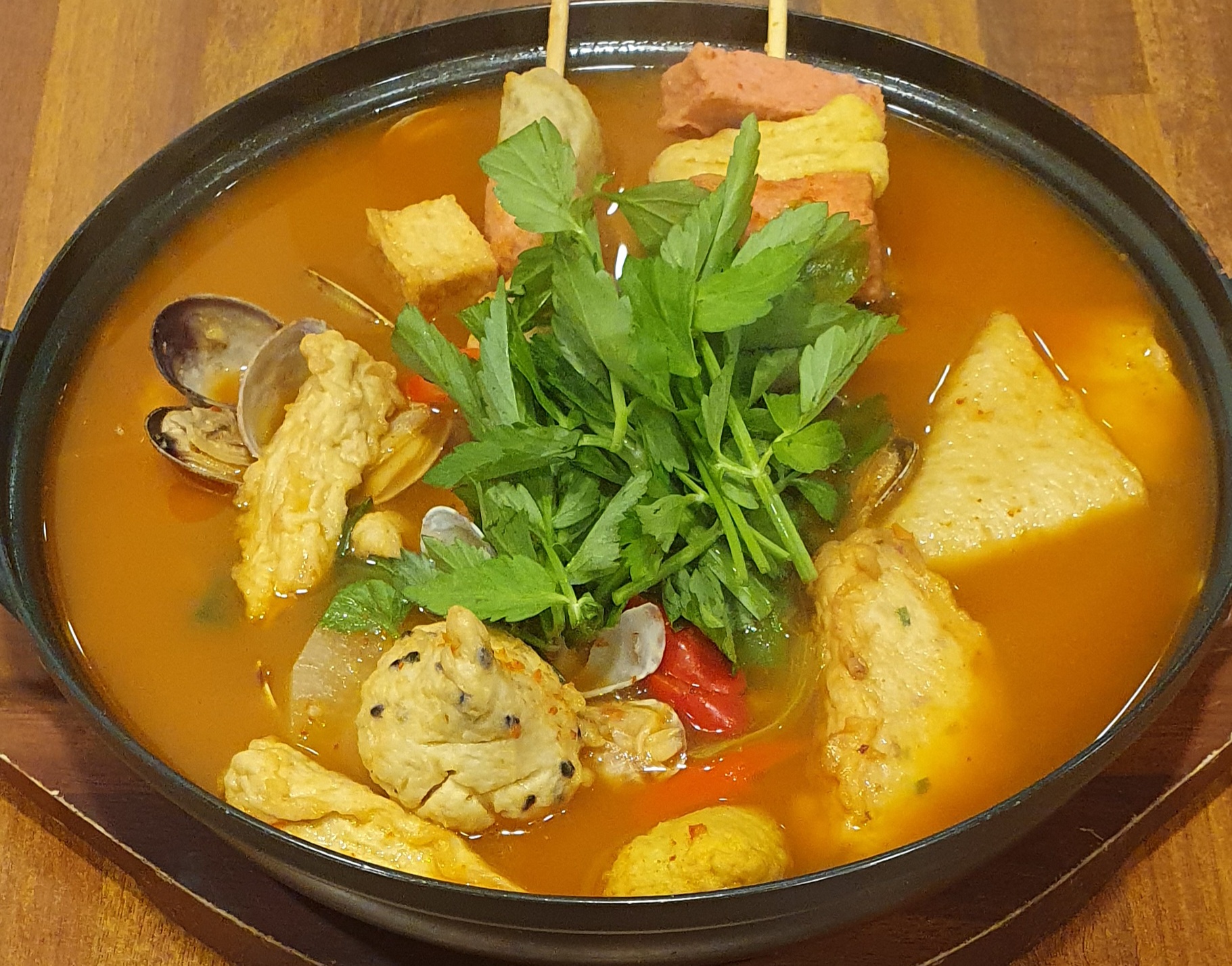 반뜰