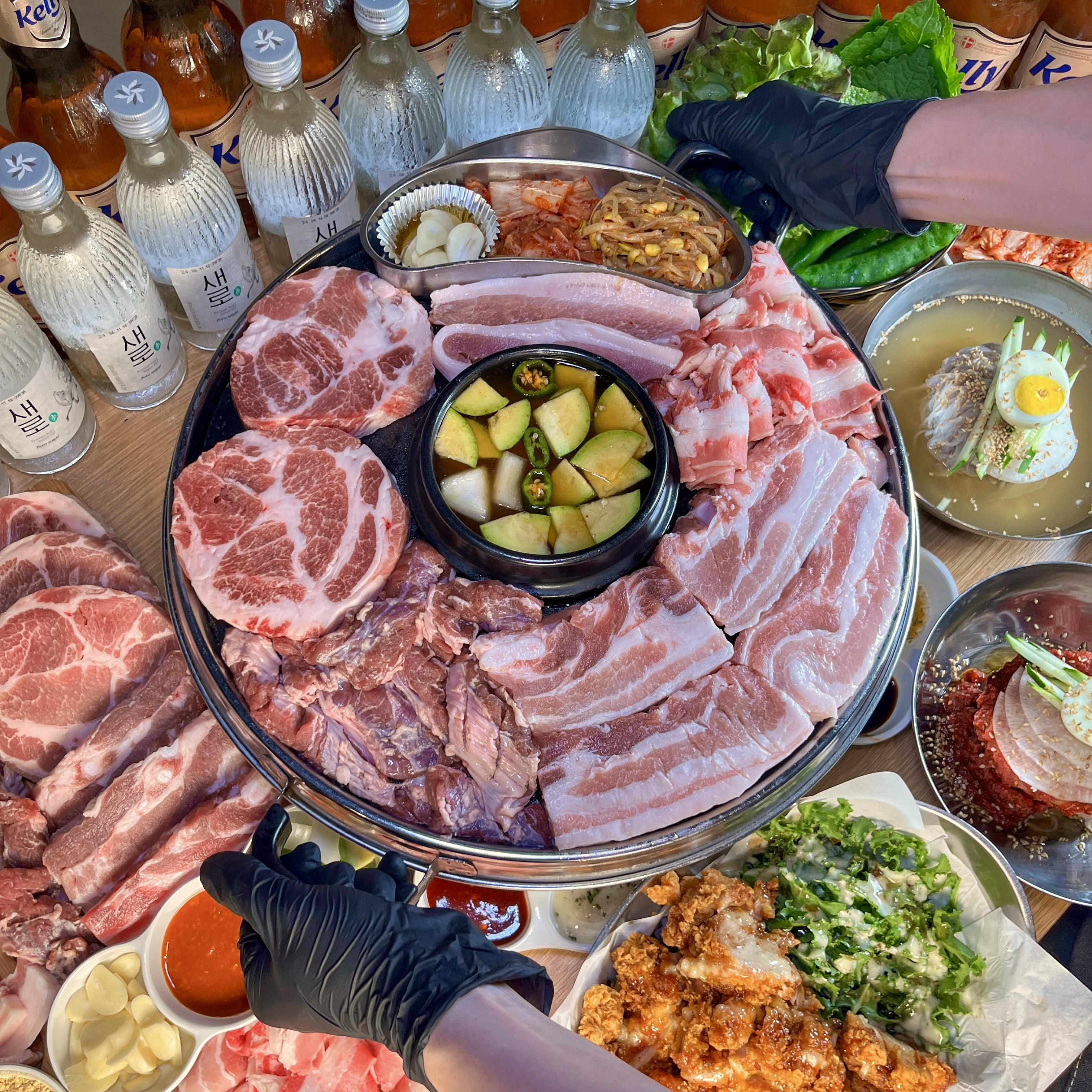 강남 돼지상회 무한리필 명동직영점