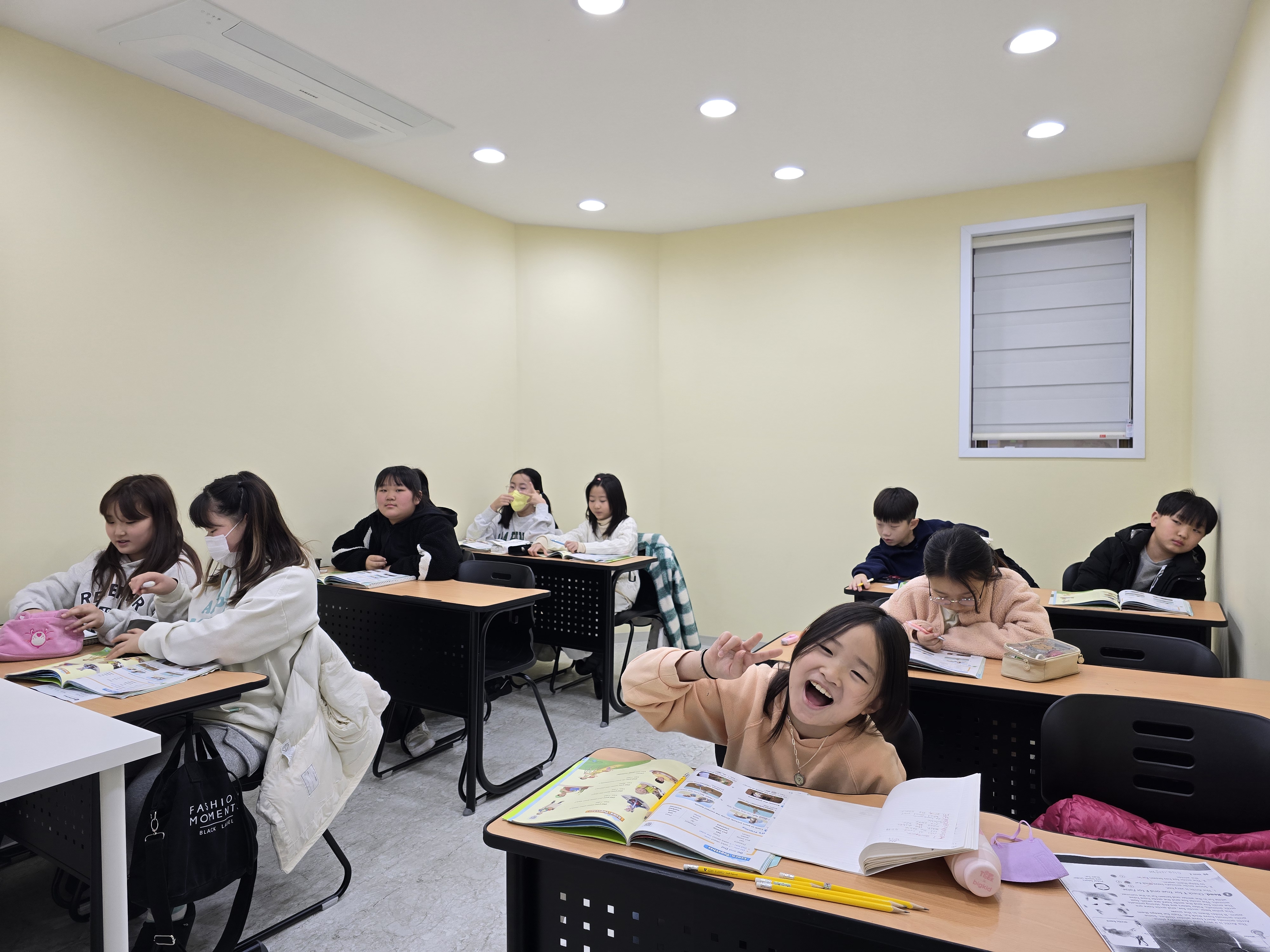 켈스케네디evcon어학원