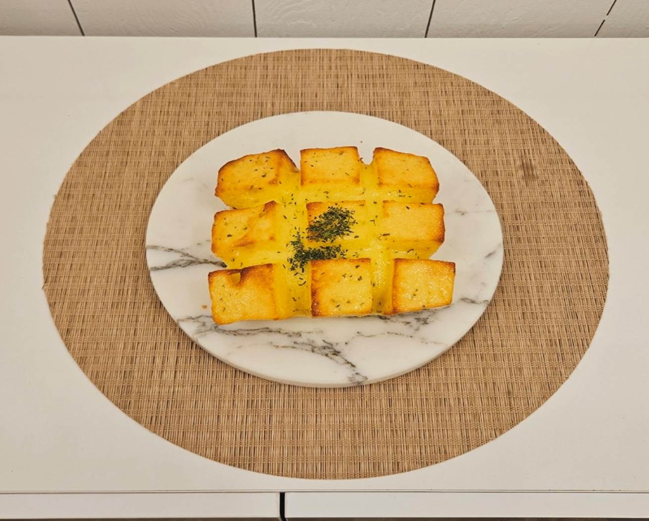 갈릭슈크림토스트