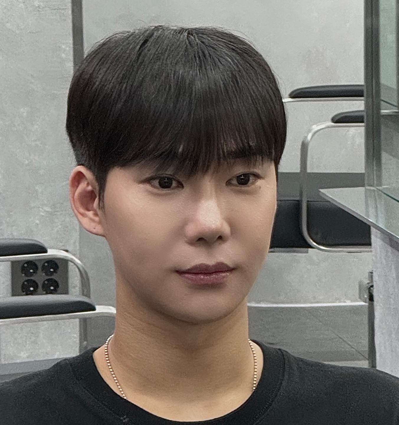 빛남맨즈헤어 수원본점