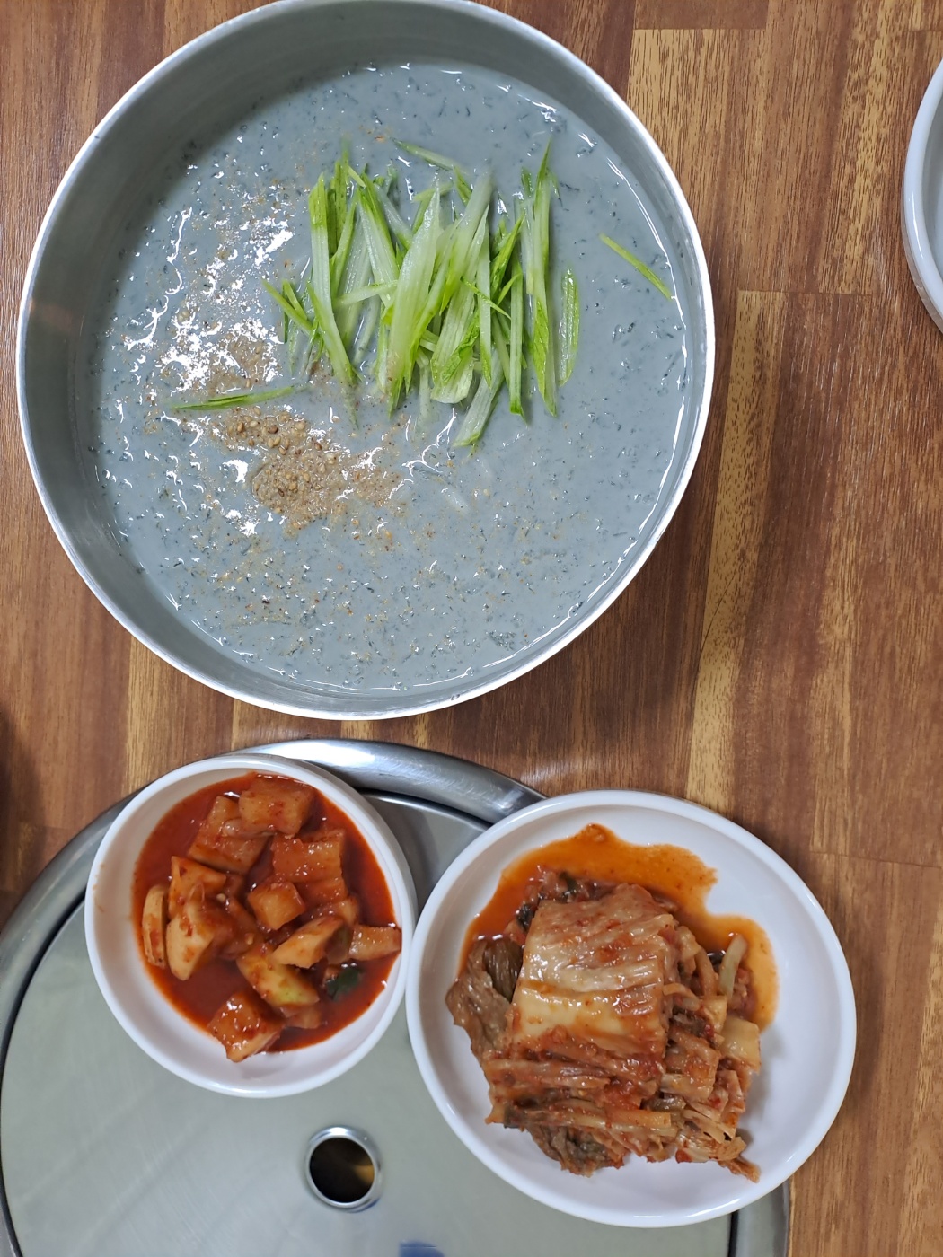 밀방아 삼겹살&손칼국수