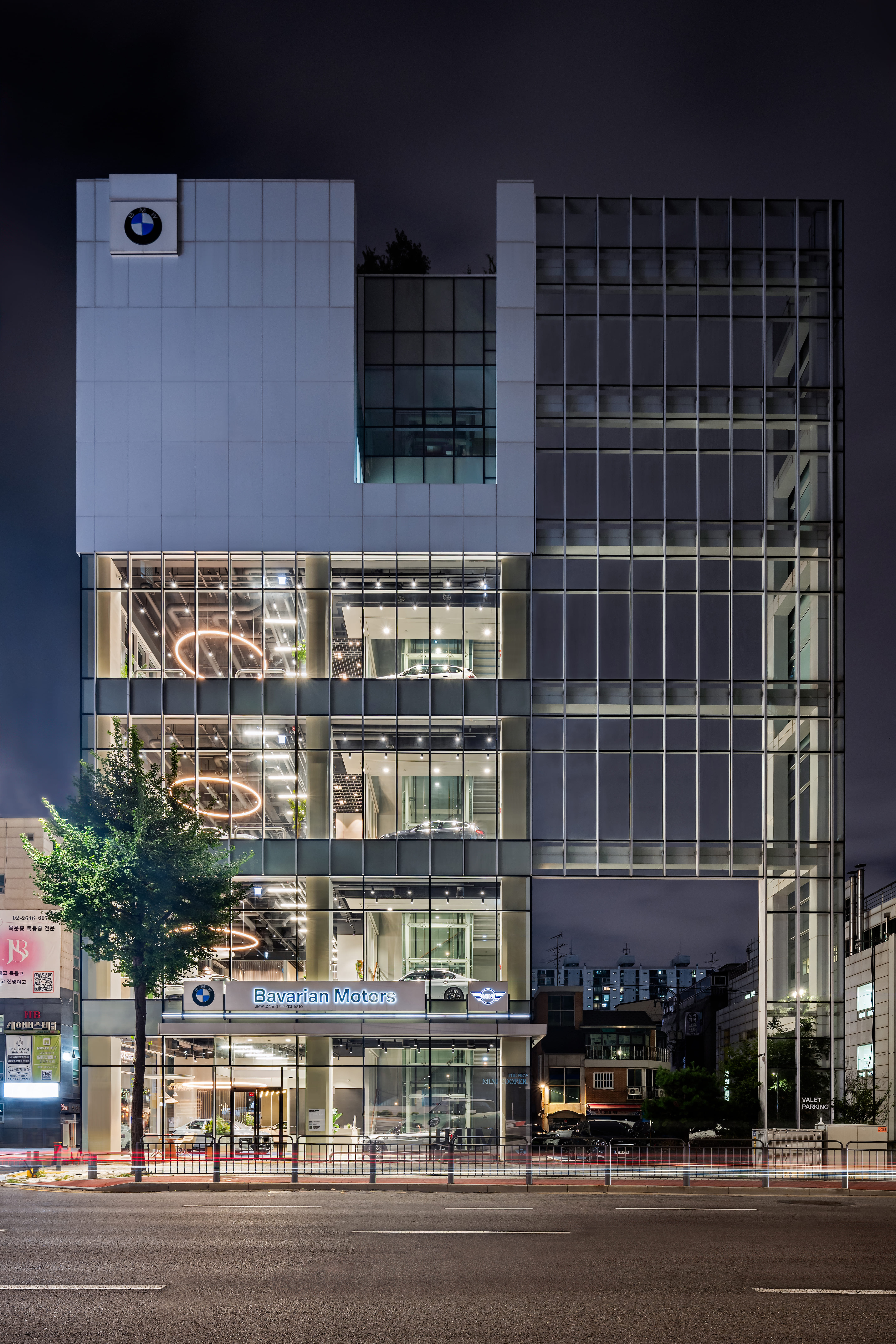 바바리안모터스 BMW 목동전시장 대표 이미지