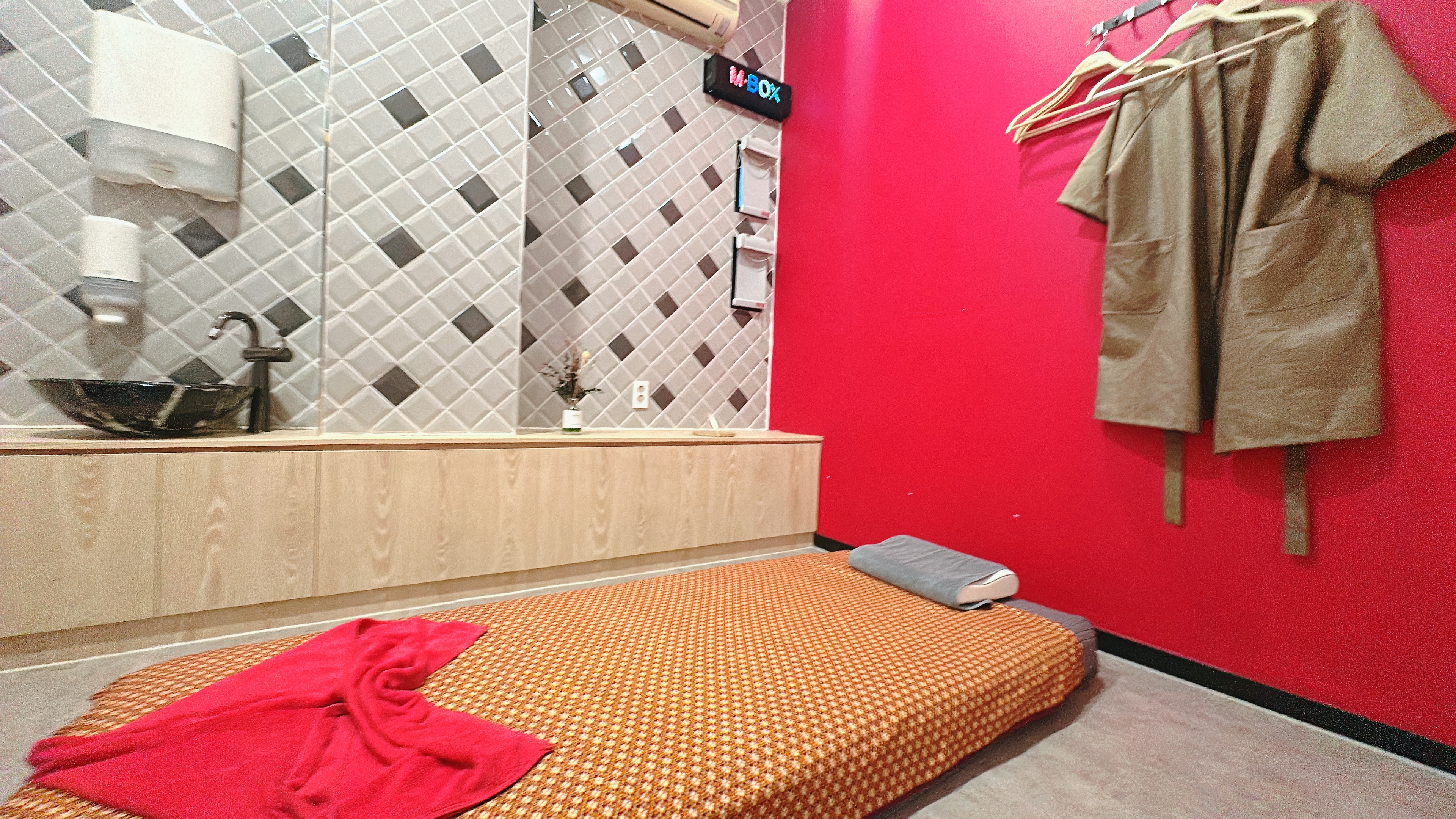 엠바디샵 photo 5