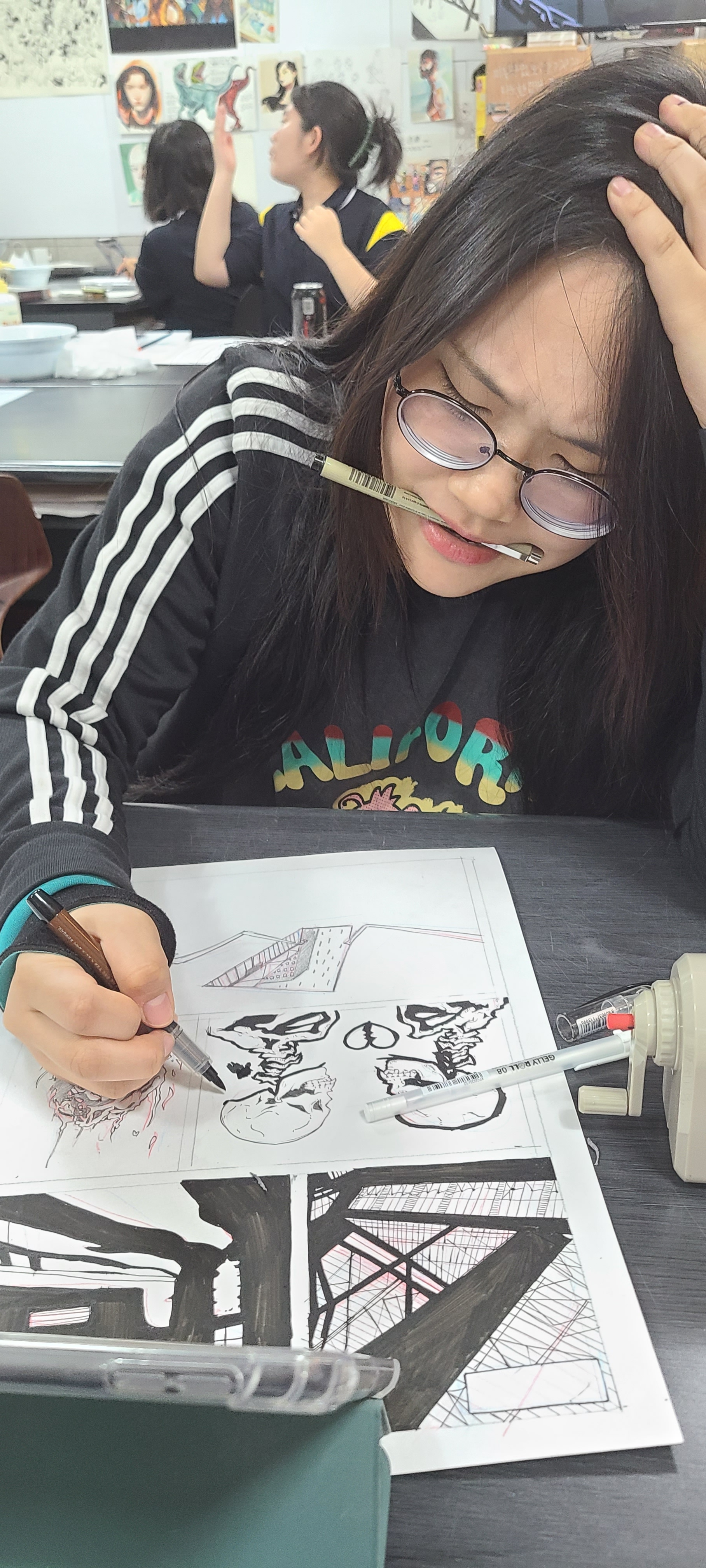 아톰만화웹툰미술학원