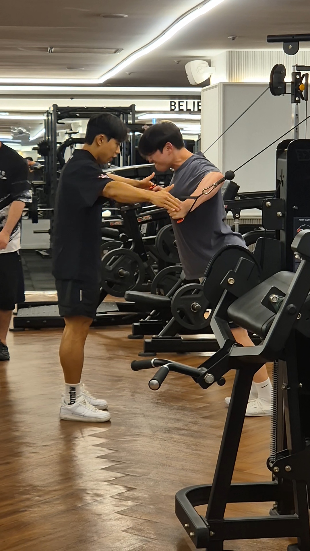 빌리프짐 양재역점