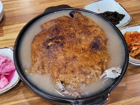 유씨네본가누룽지삼계탕 송천점