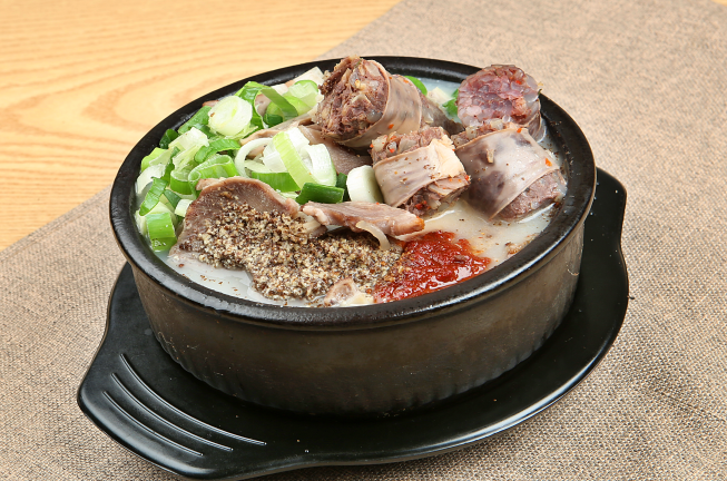 백암토종순대국