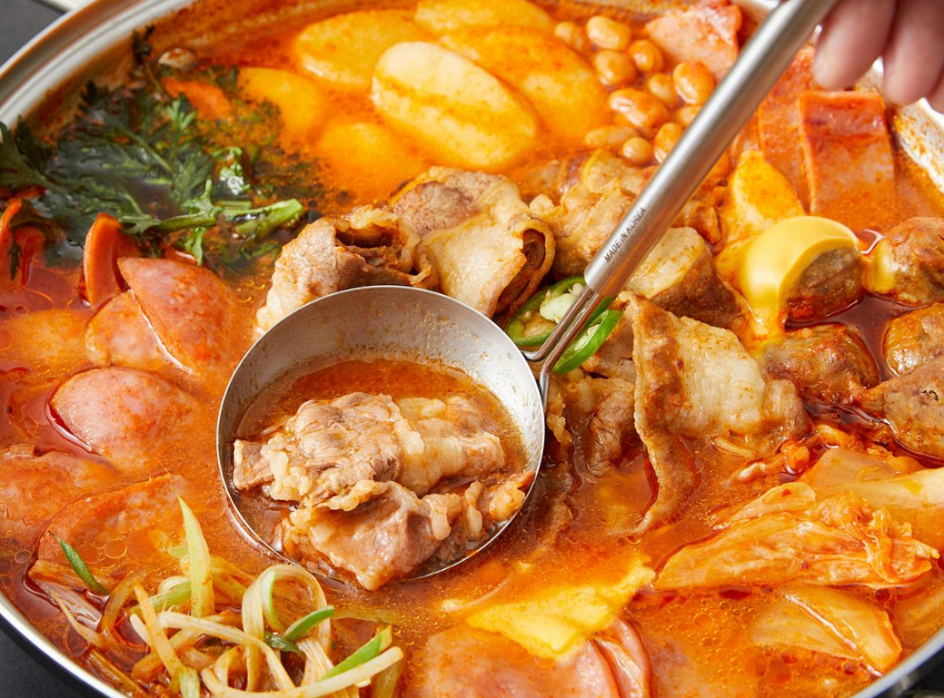 돌집부대찌개